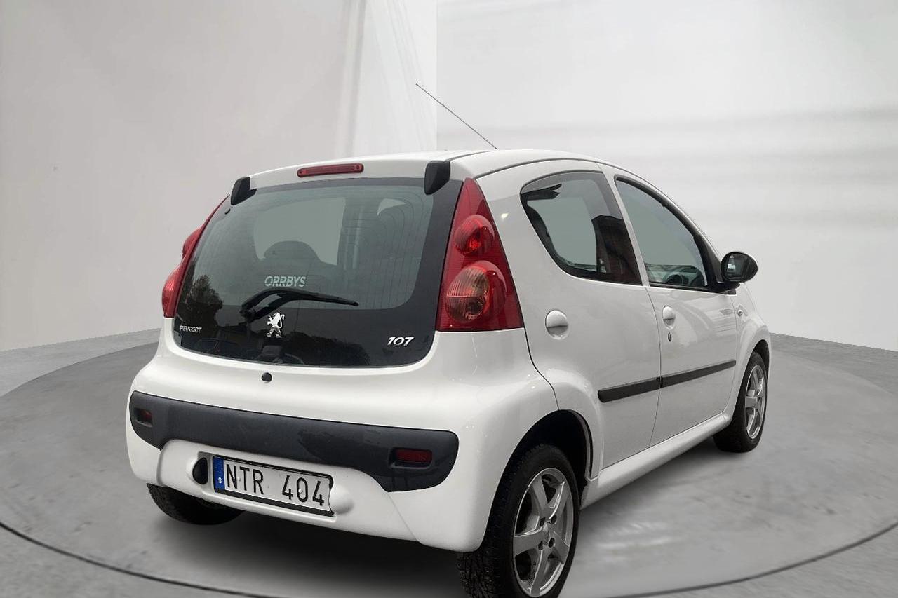 Peugeot 107 1.0 5dr (68hk) - 118 470 km - Manuaalinen - valkoinen - 2011