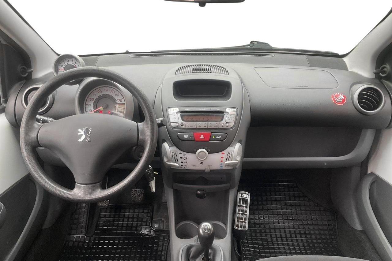 Peugeot 107 1.0 5dr (68hk) - 118 470 km - Käsitsi - valge - 2011