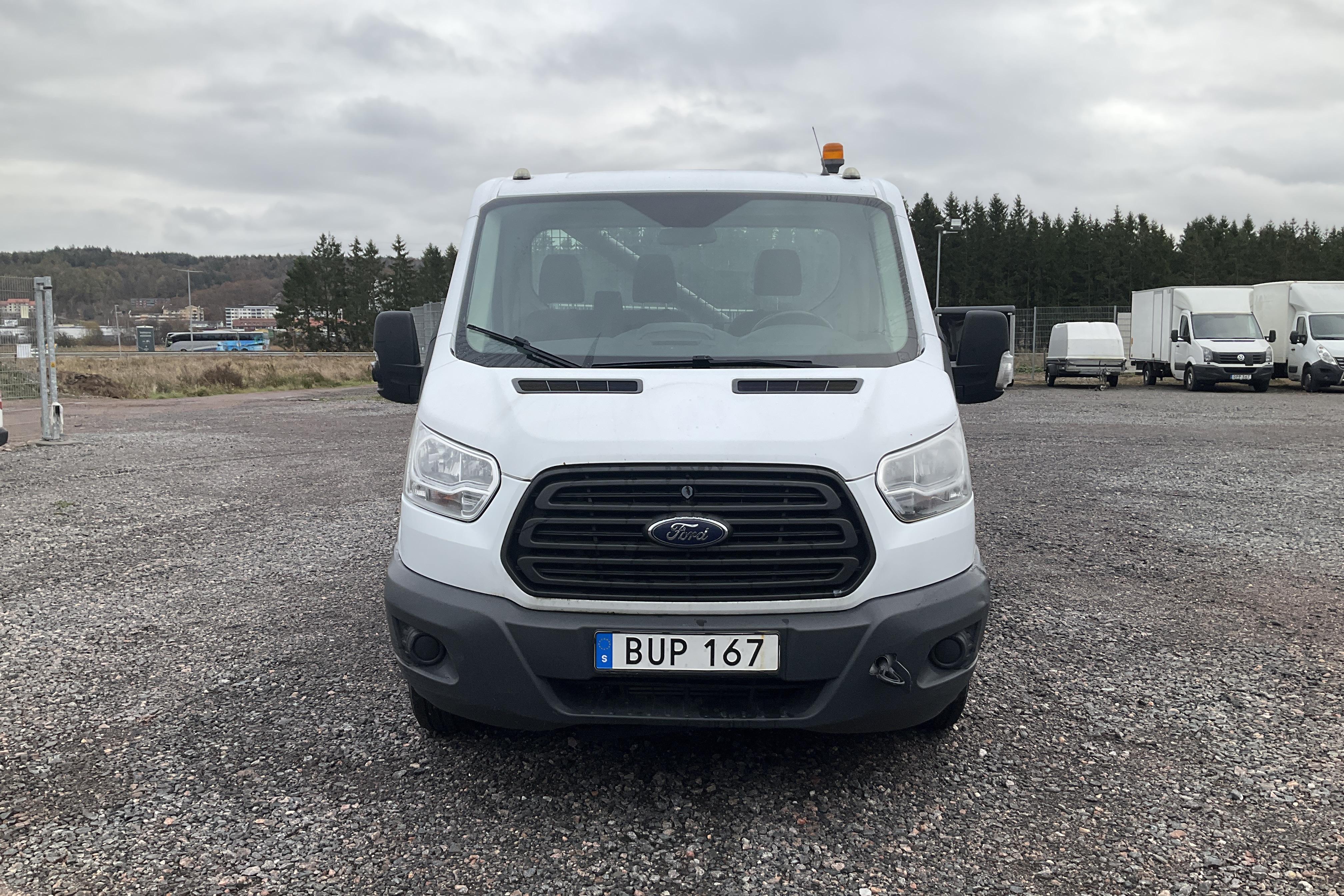 Ford Transit Chassi 310 2.2 TDCi 2WD (125hk) - 159 630 km - Manuaalinen - valkoinen - 2015