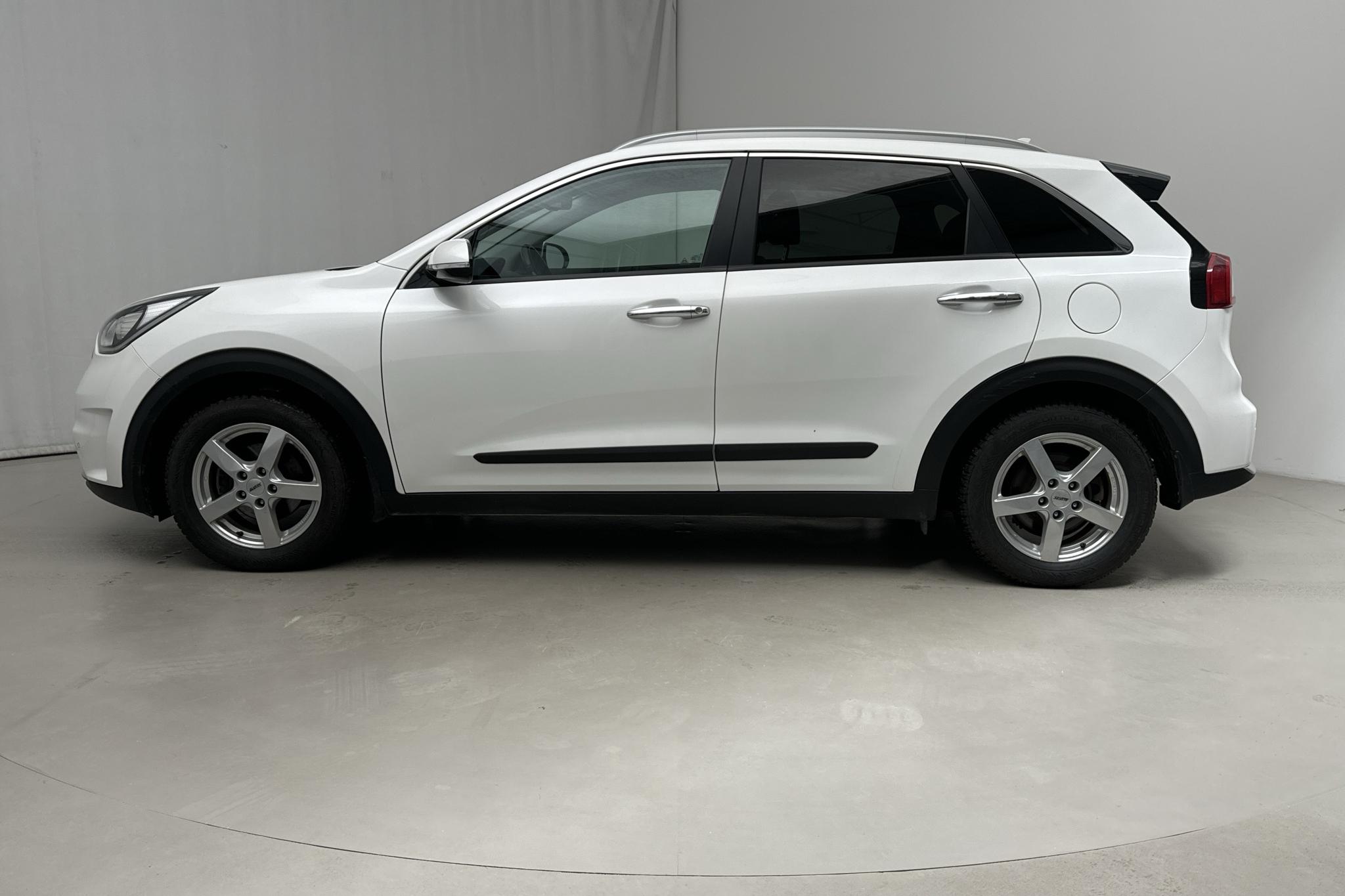 KIA Niro Hybrid 1.6 (141hk) - 68 870 km - Automaattinen - valkoinen - 2018