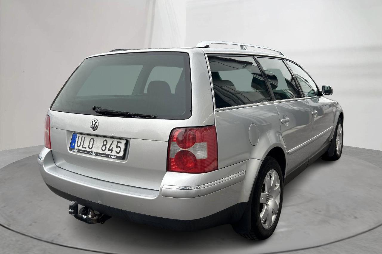 VW Passat 2.8 V6 Variant 4-Motion (193hk) - 156 470 km - Automaatne - hõbe - 2004