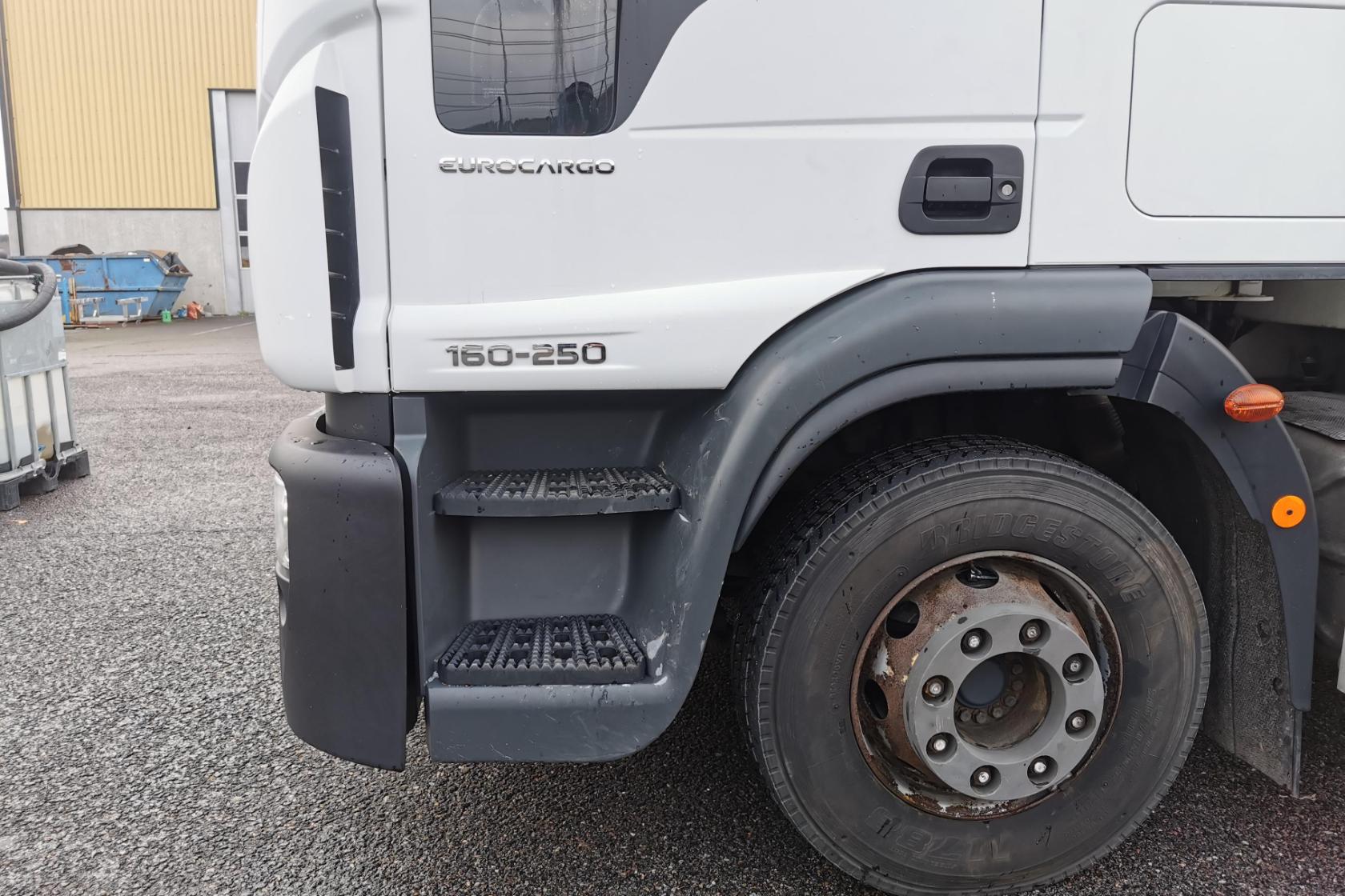 Iveco Eurocargo 160-250 - 386 817 km - Automaattinen - valkoinen - 2015