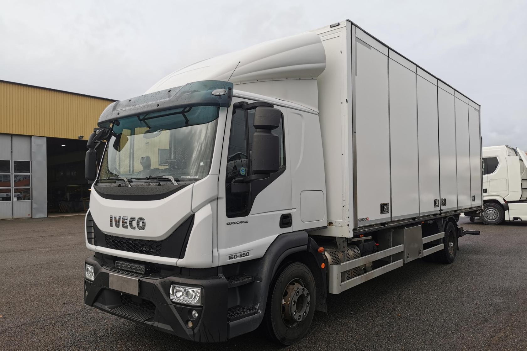 Iveco Eurocargo 160-250 - 386 817 km - Automaattinen - valkoinen - 2015