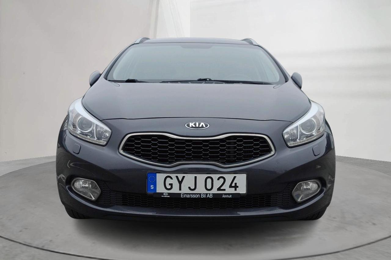 KIA Cee'd 1.6 CRDi SW (128hk) - 15 272 mil - Manuell - grå - 2015