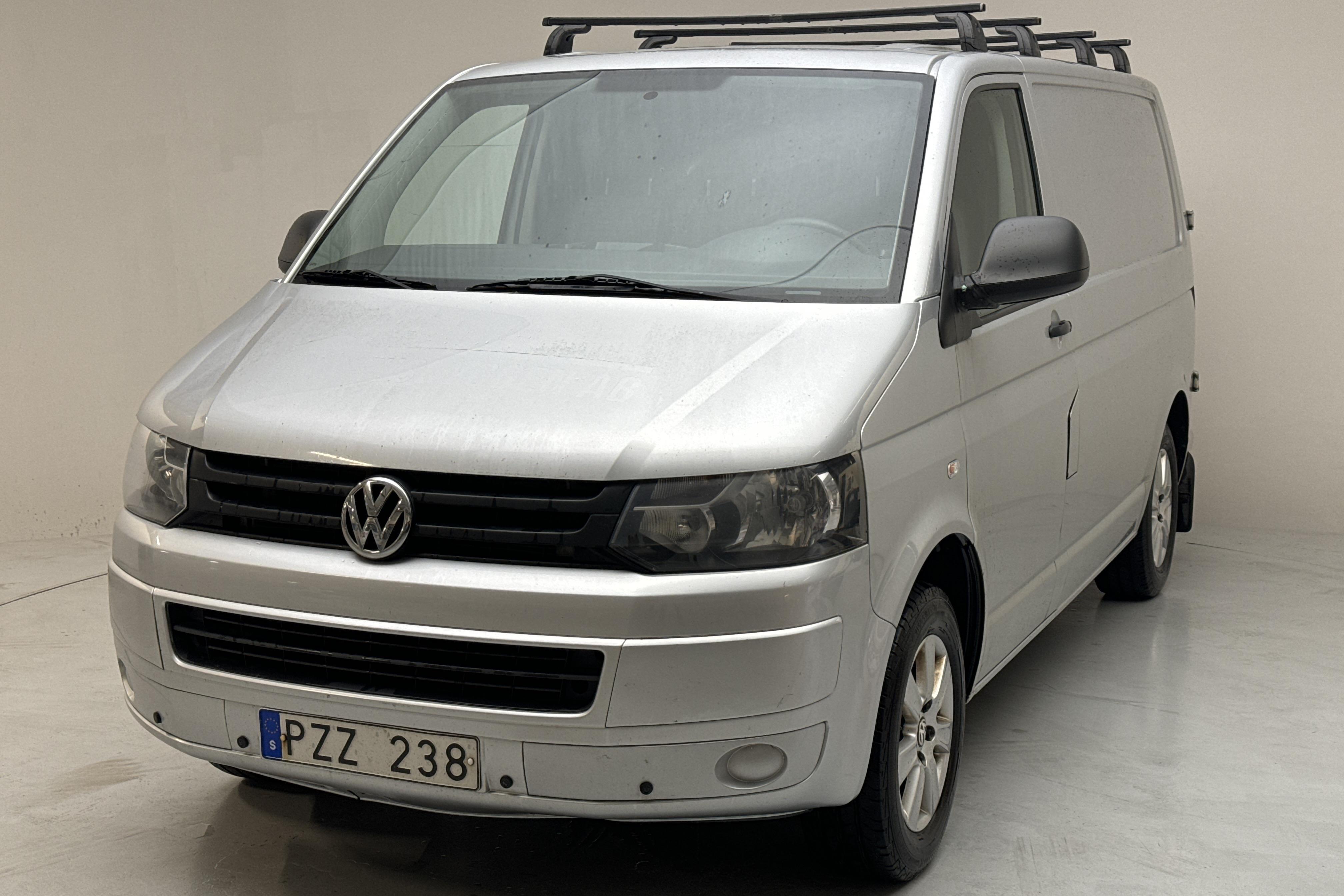 VW Transporter T5 2.0 TDI (140hk) - 276 530 km - Automatyczna - srebro - 2012