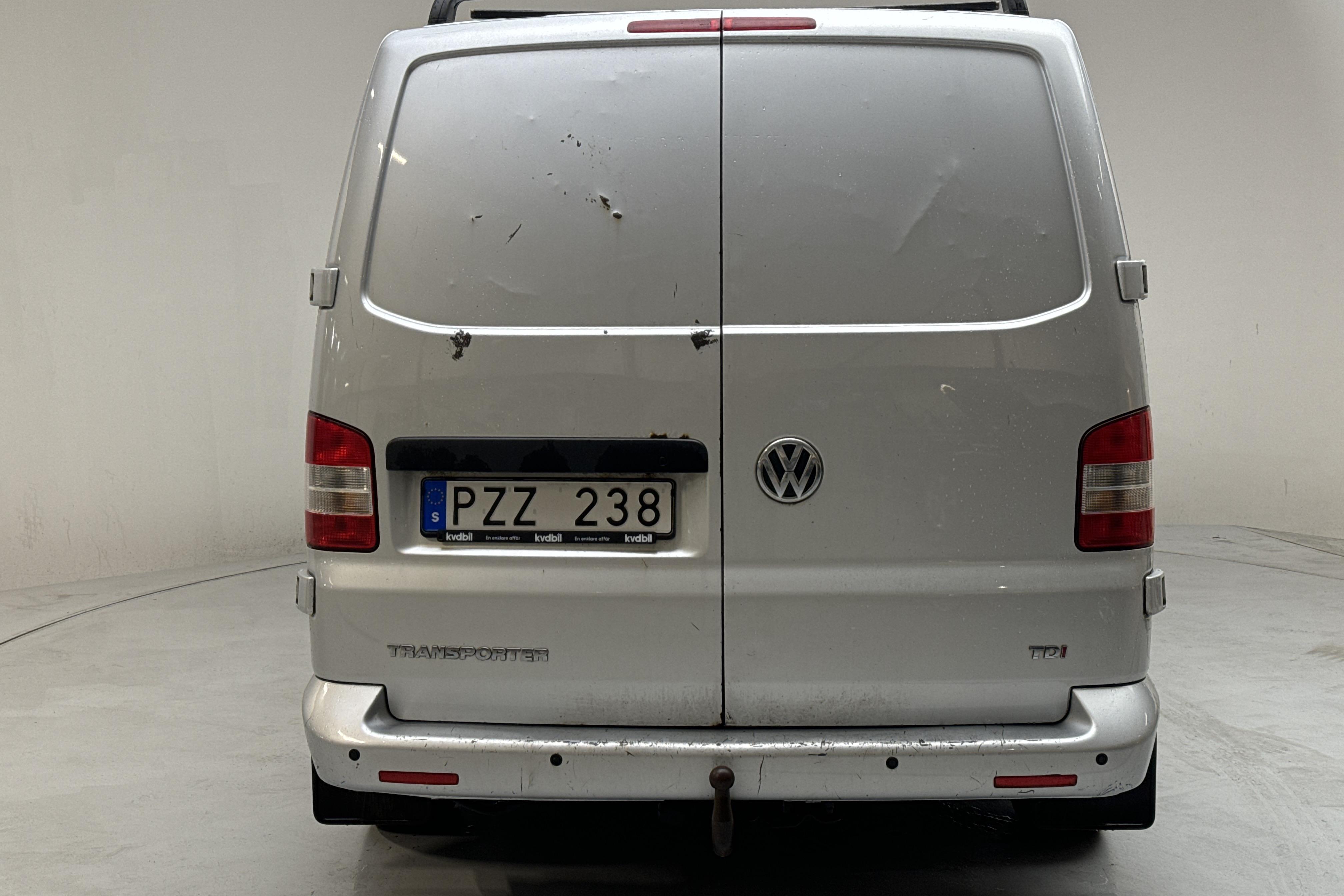 VW Transporter T5 2.0 TDI (140hk) - 276 530 km - Automatyczna - srebro - 2012