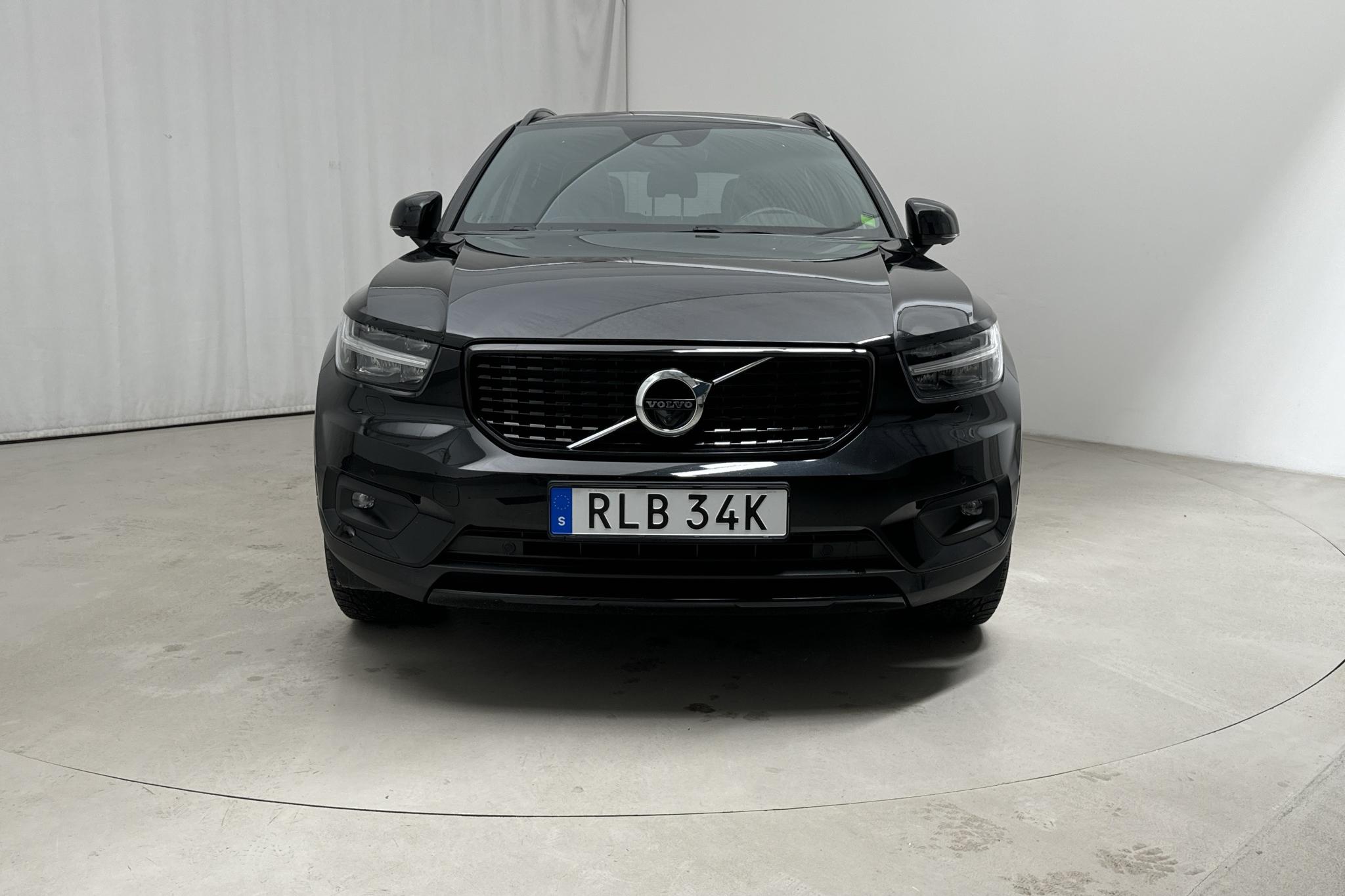 Volvo XC40 T5 2WD Twin Engine (262hk) - 27 730 km - Automaatne - must - 2021