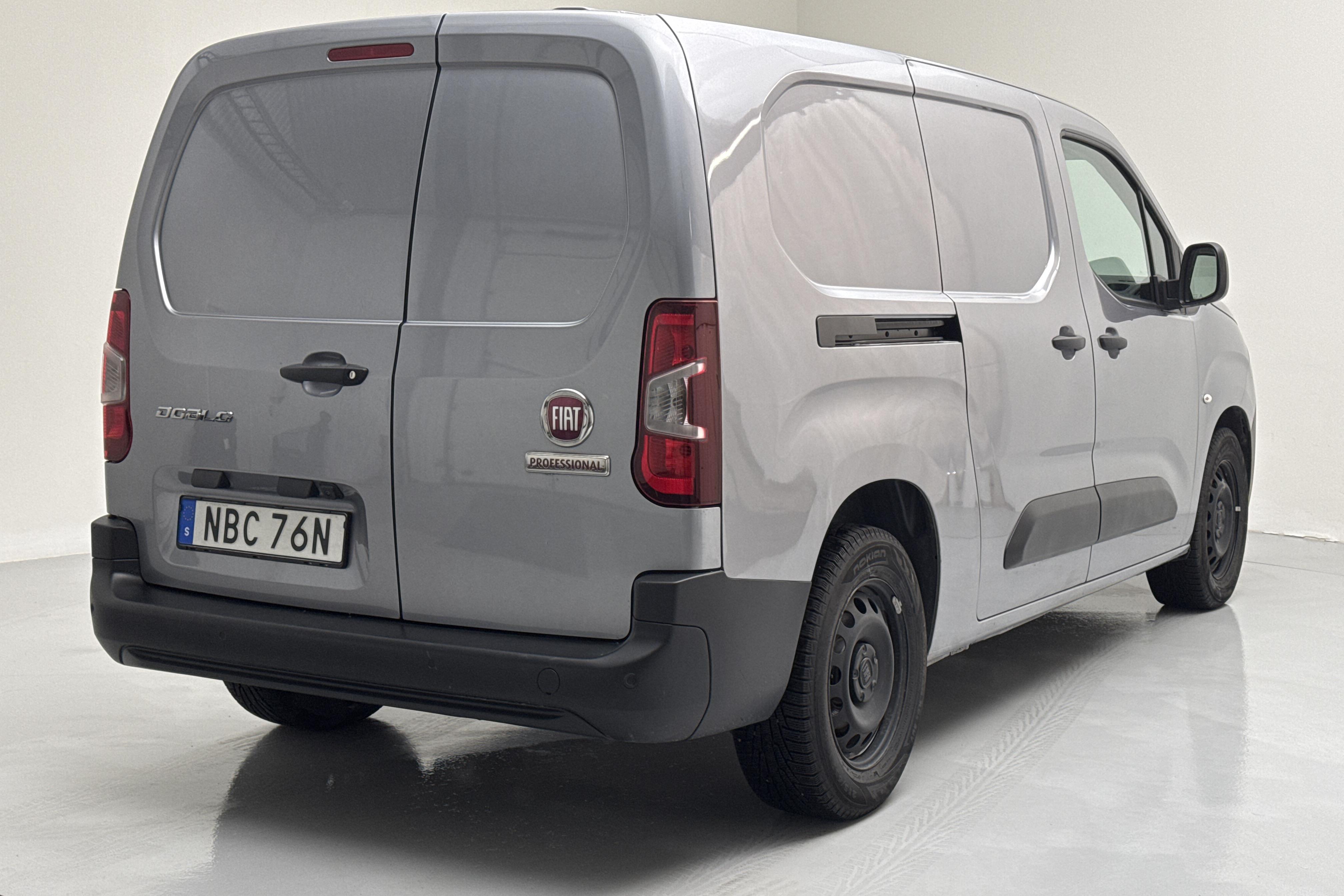 Fiat E-Doblo 50 kWh (136hk) - 12 200 km - Automaattinen - harmaa - 2023