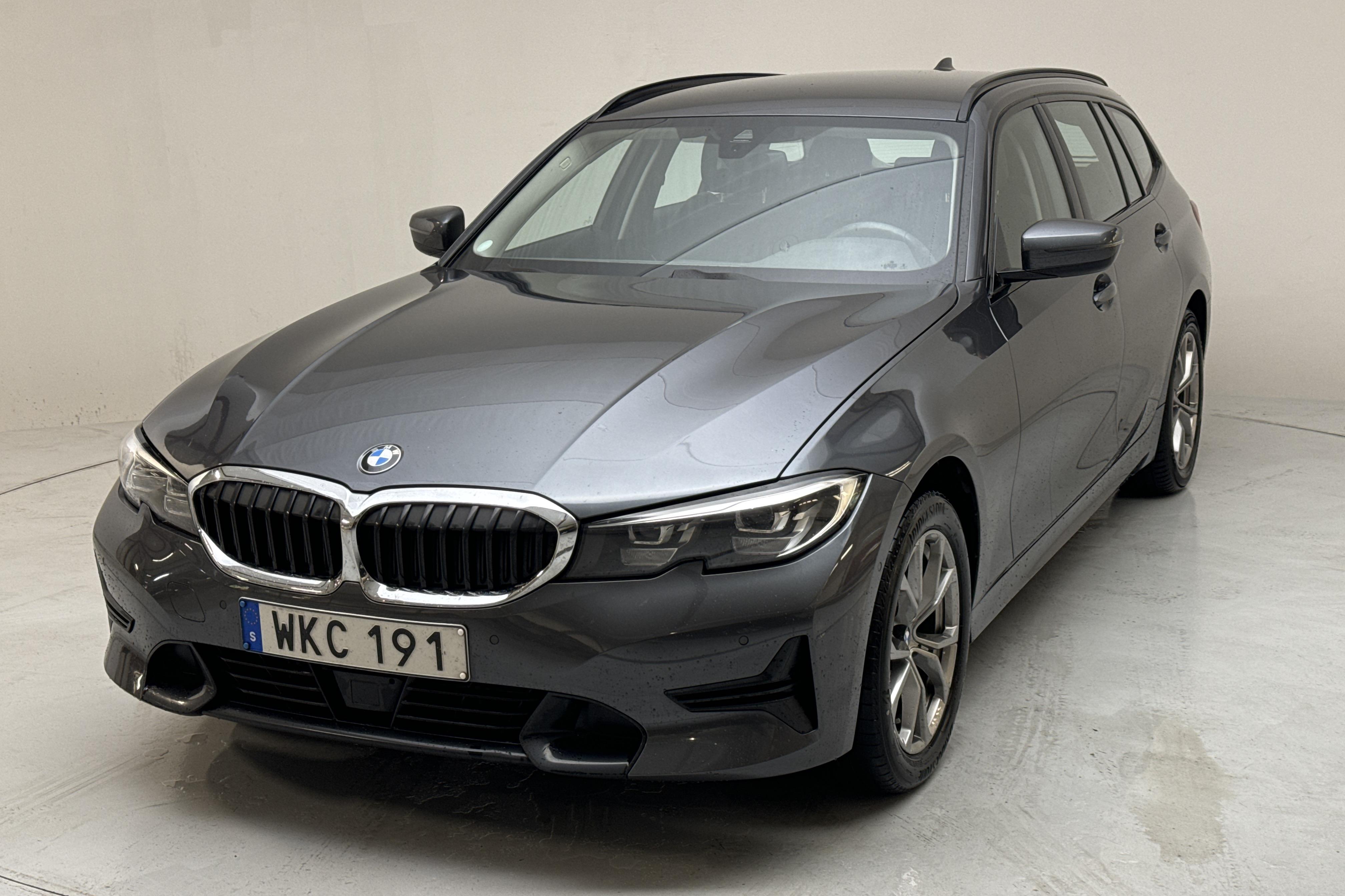 BMW 320d Touring, G21 - 105 440 km - Automaatne - hall - 2022