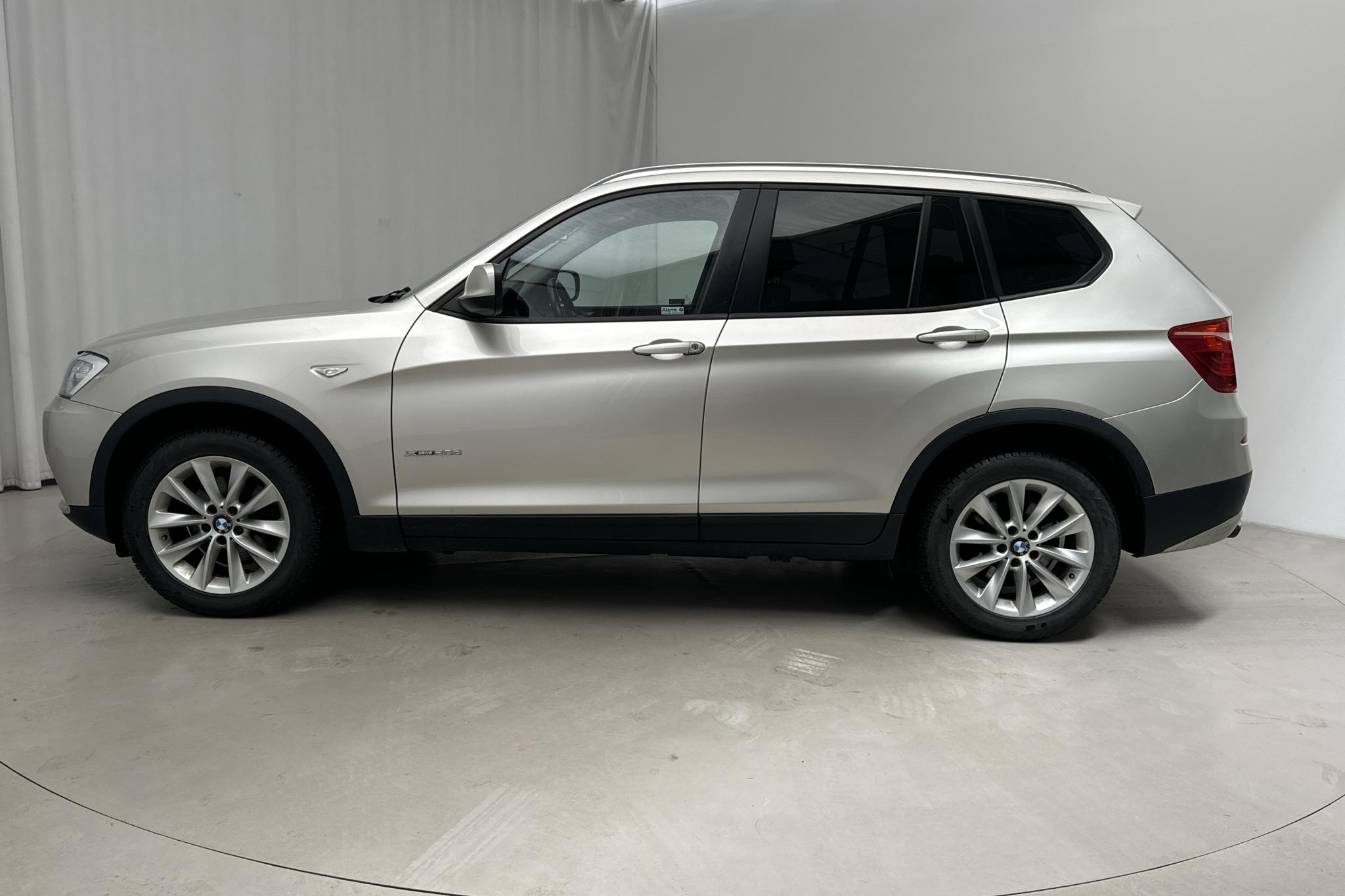 BMW X3 xDrive20d, F25 (184hk) - 130 330 km - Automatic - Light Grey - 2014