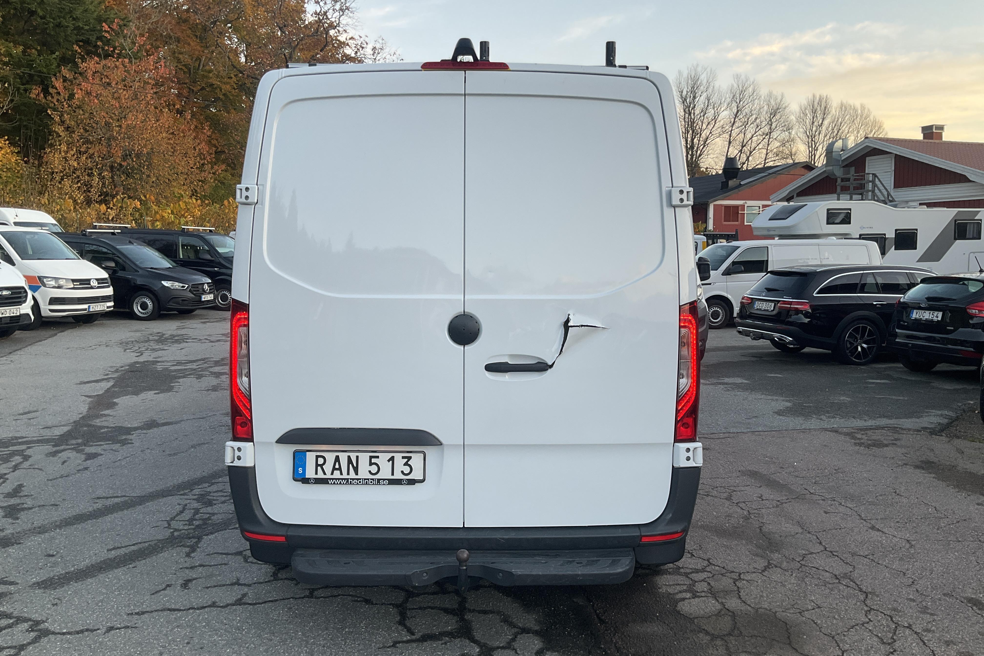 Mercedes Sprinter 211 CDI Skåp 2WD (114hk) - 32 960 km - Manualna - biały - 2023