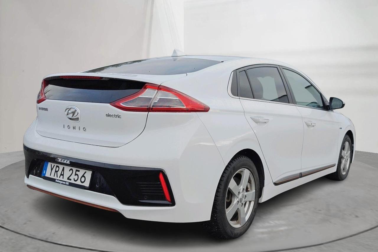 Hyundai IONIQ Electric (120hk) - 70 960 km - Automatic - white - 2019