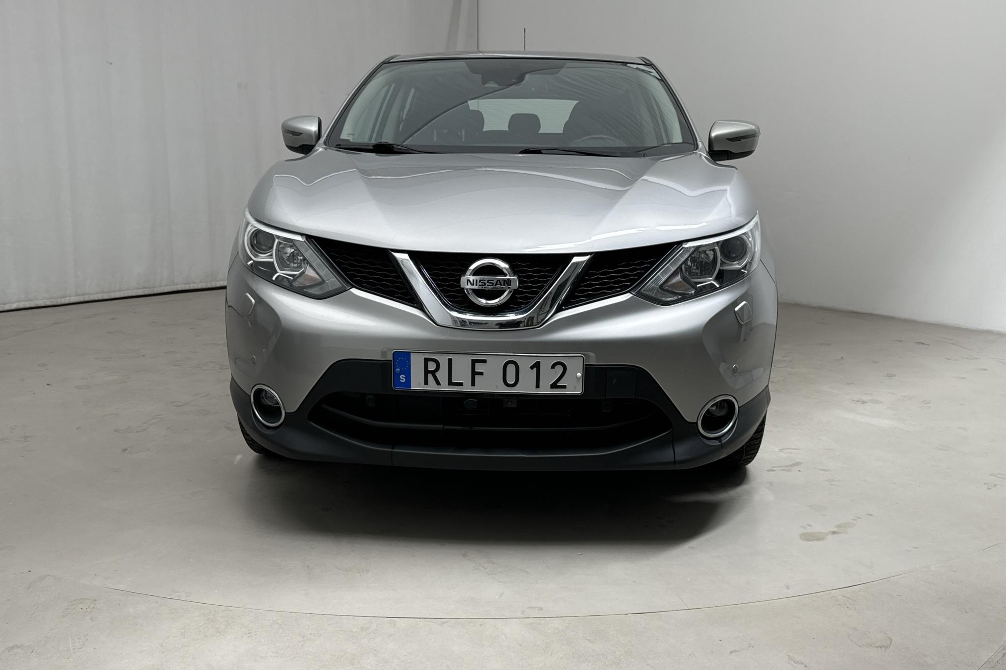 Nissan Qashqai 1.2 (115hk) - 7 329 mil - Automat - silver - 2017