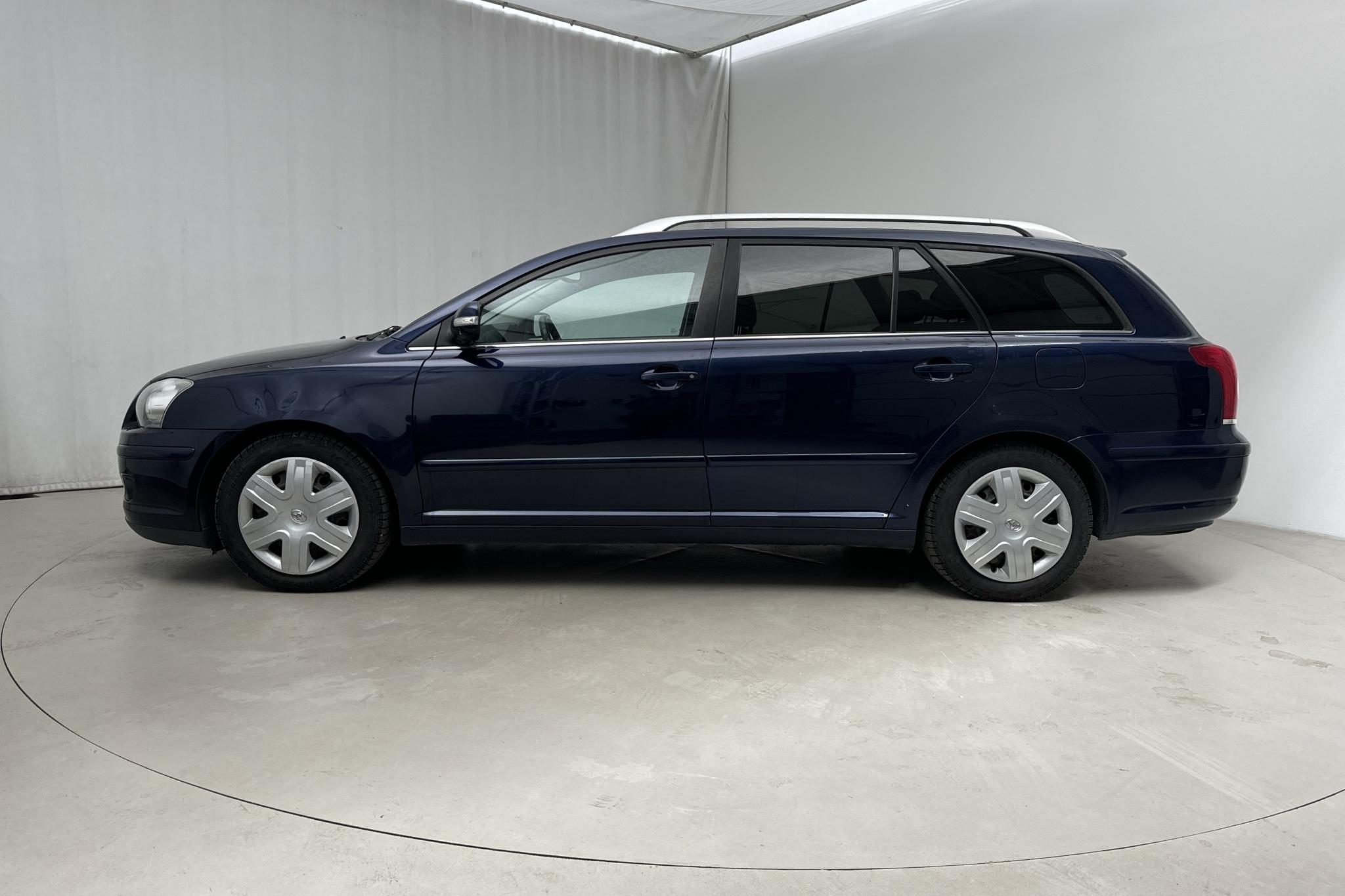 Toyota Avensis 2.0 Kombi (147hk) - 15 788 mil - Manuell - Dark Blue - 2008