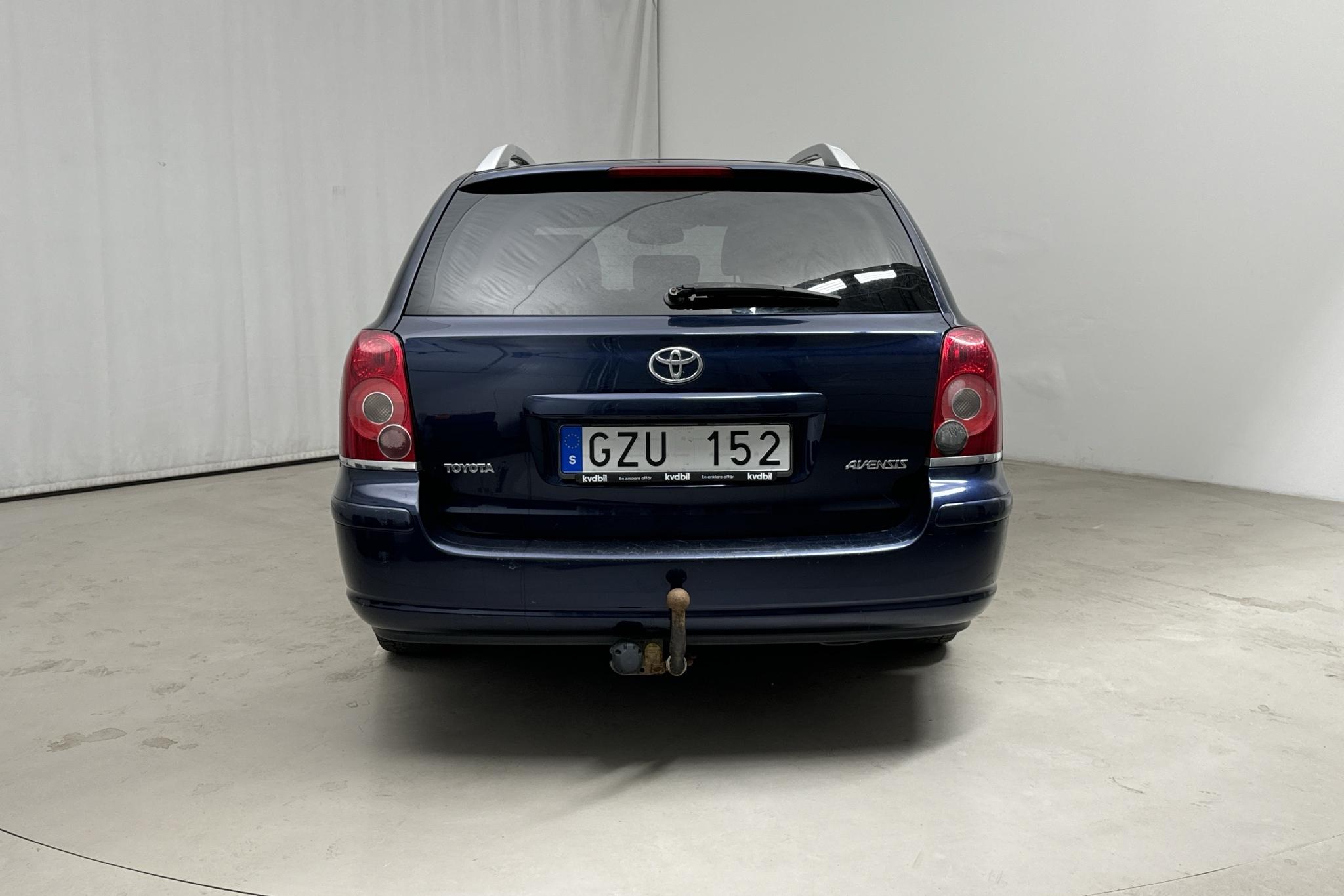 Toyota Avensis 2.0 Kombi (147hk) - 157 880 km - Manual - Dark Blue - 2008