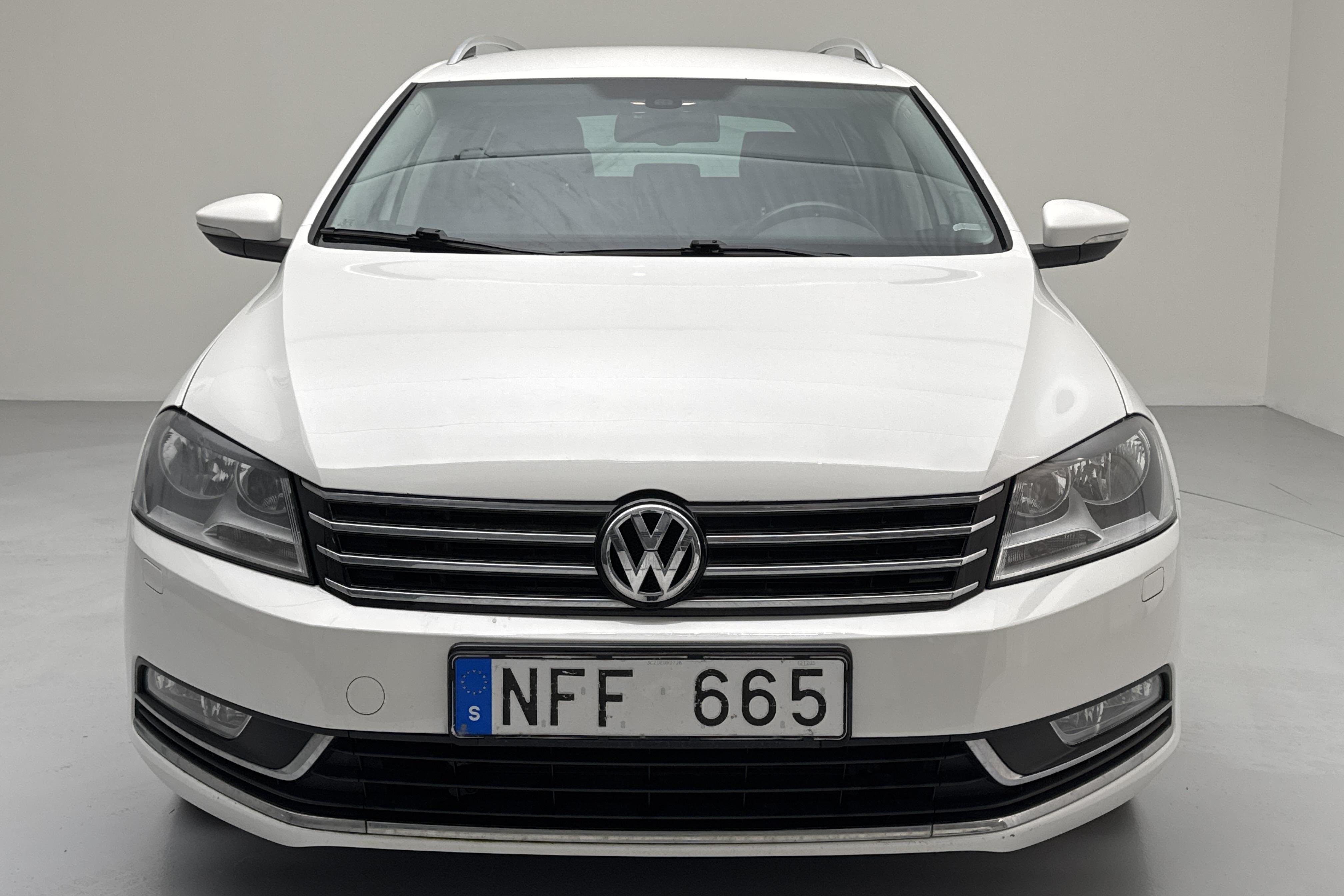 VW Passat 1.4 TSI EcoFuel Variant (150hk) - 165 600 km - Automatic - white - 2013