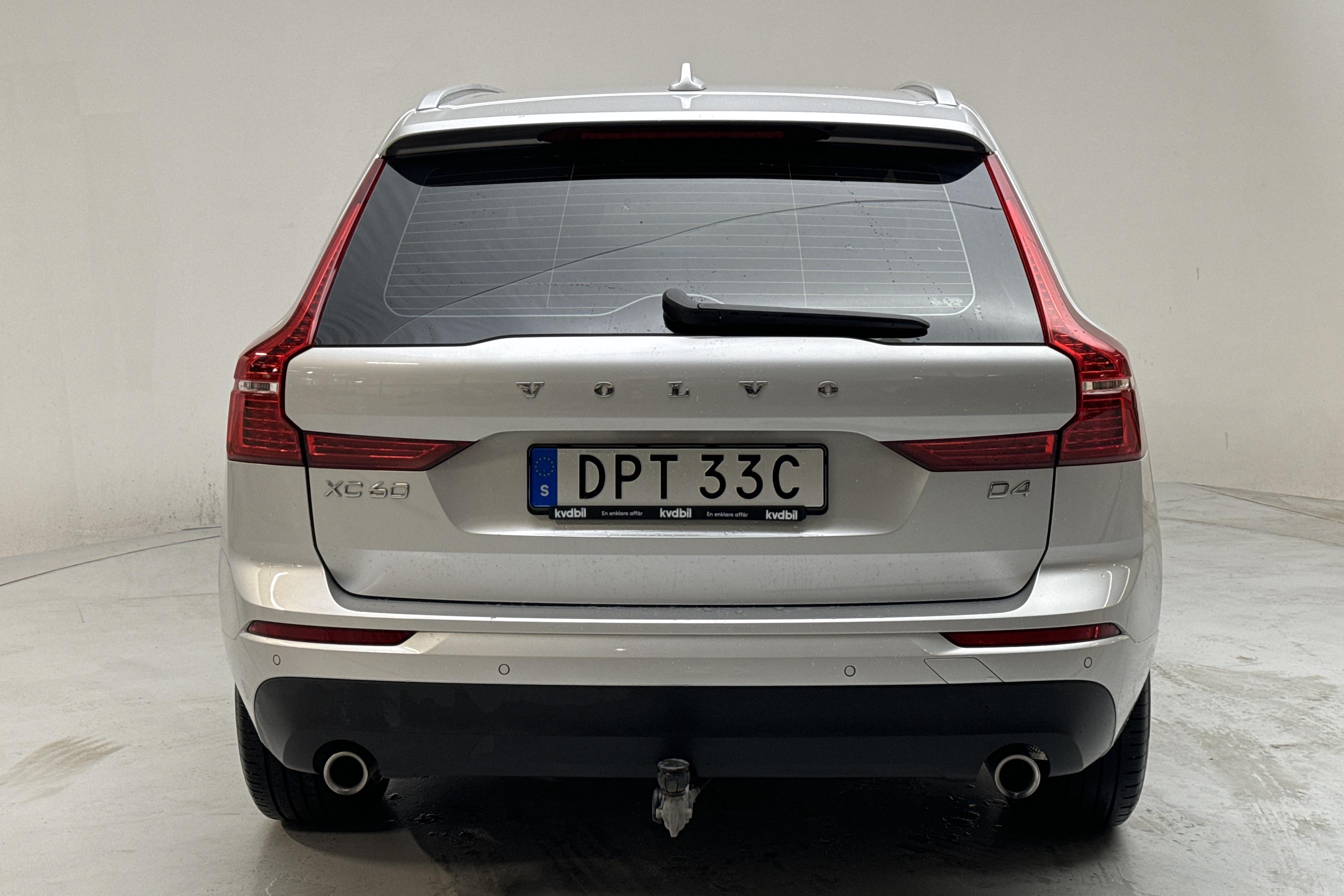 Volvo XC60 D4 2WD (190hk) - 77 990 km - Automatyczna - srebro - 2020