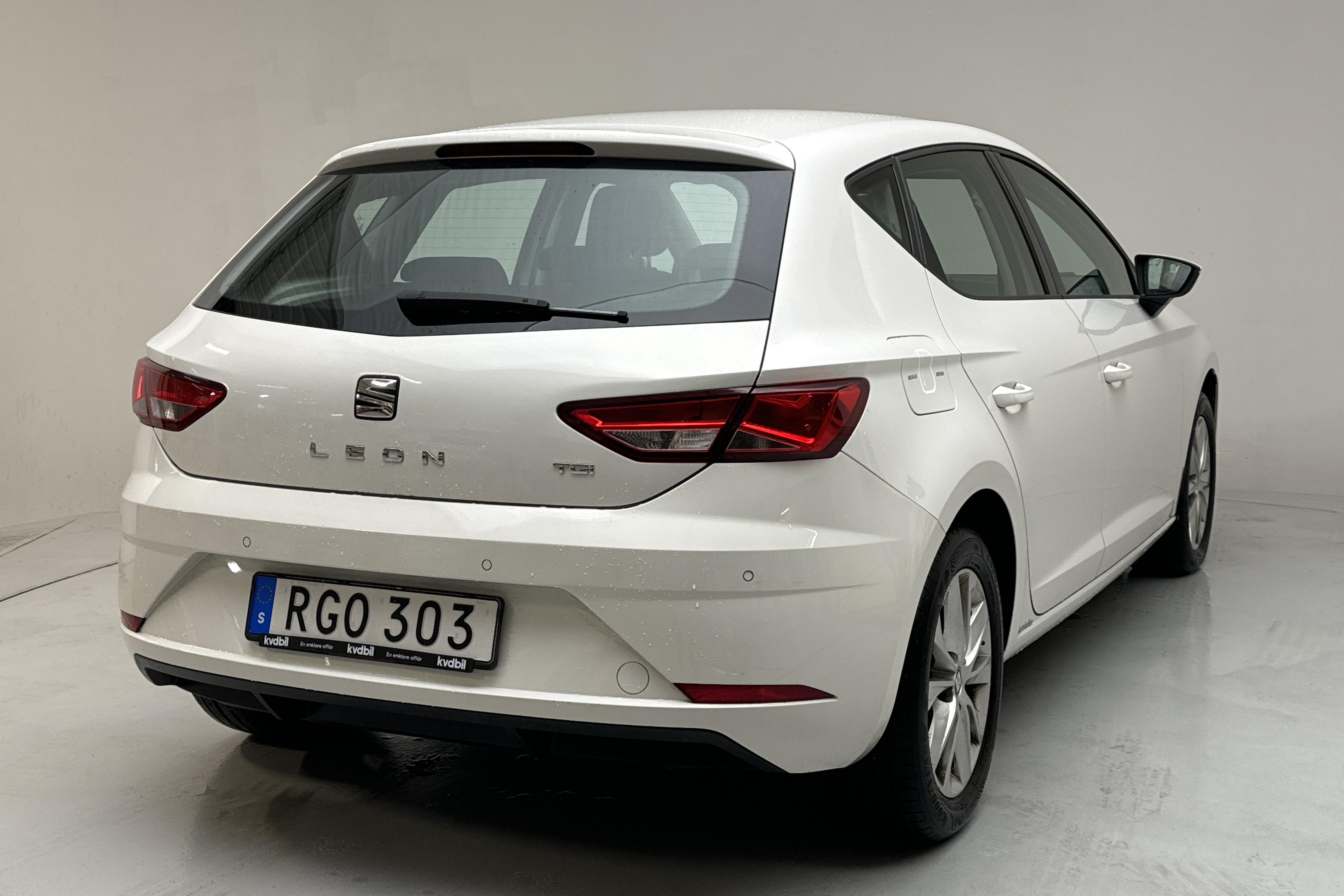 Seat Leon 1.5 TGI 5dr (130hk) - 100 520 km - Automatic - white - 2019