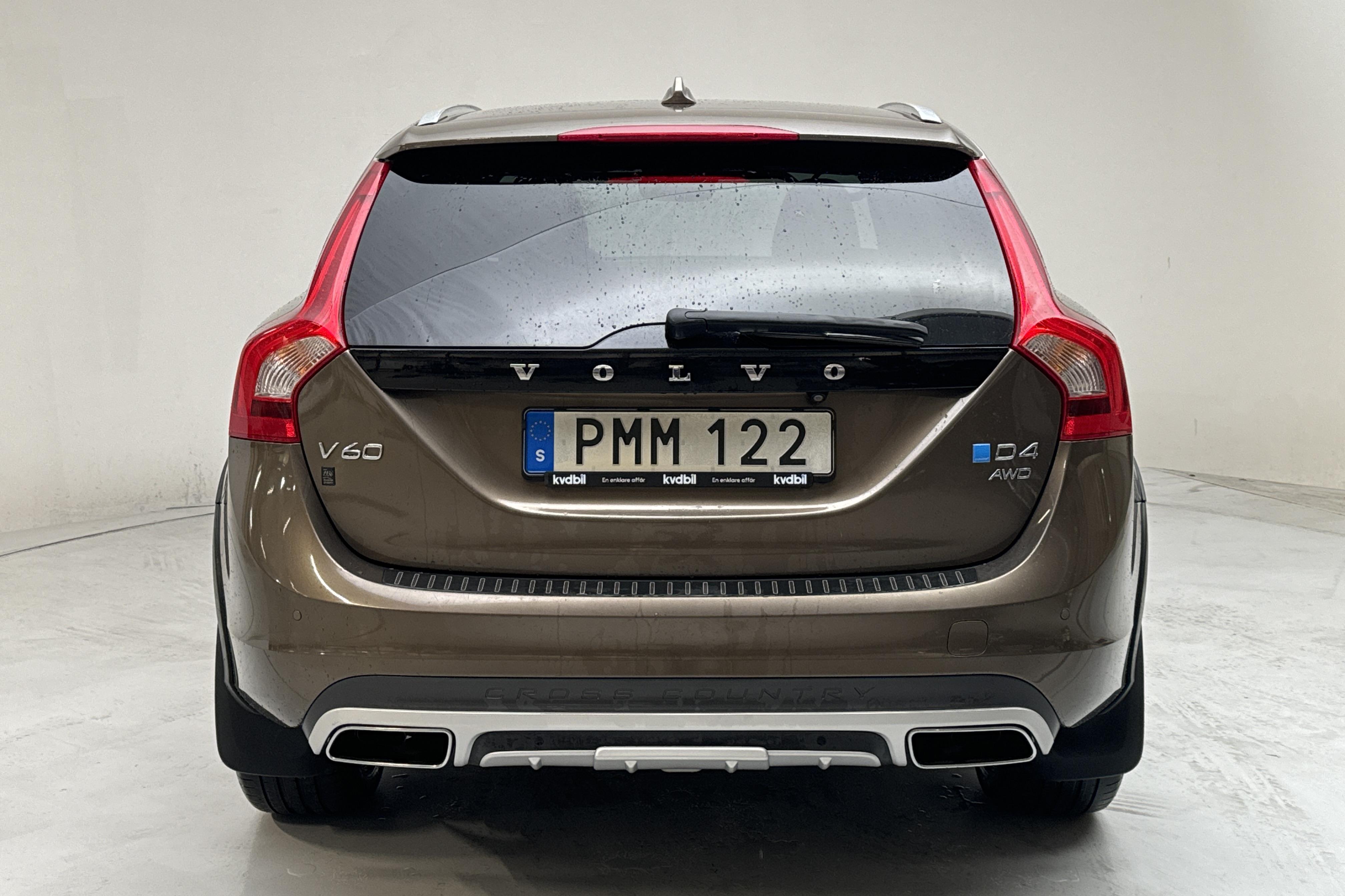 Volvo V60 D4 Cross Country AWD (190hk) - 186 280 km - Automatyczna - brązowy - 2016