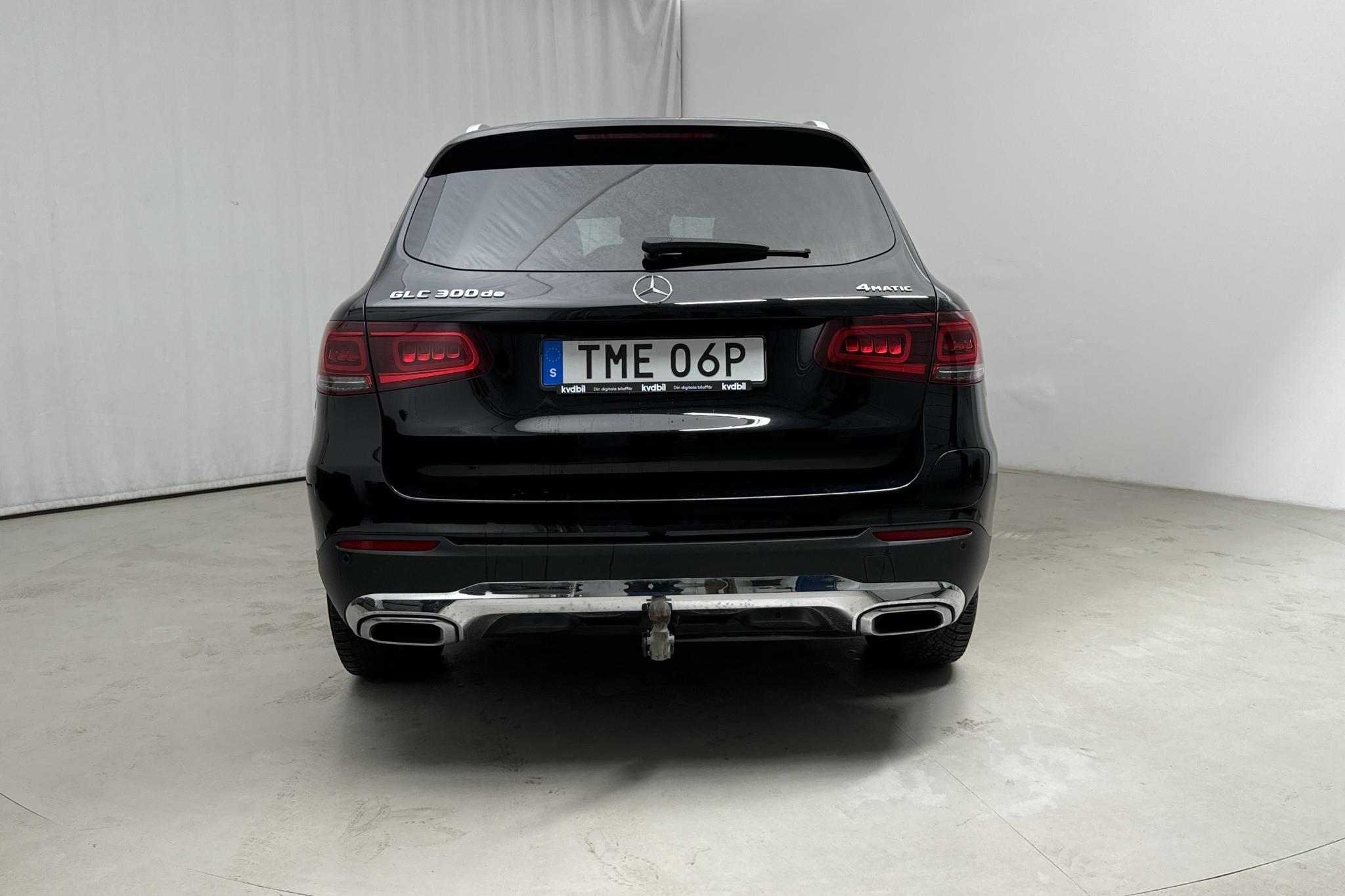 Mercedes GLC 300 de 4MATIC X253 (316hk) - 9 480 mil - Automat - svart - 2021