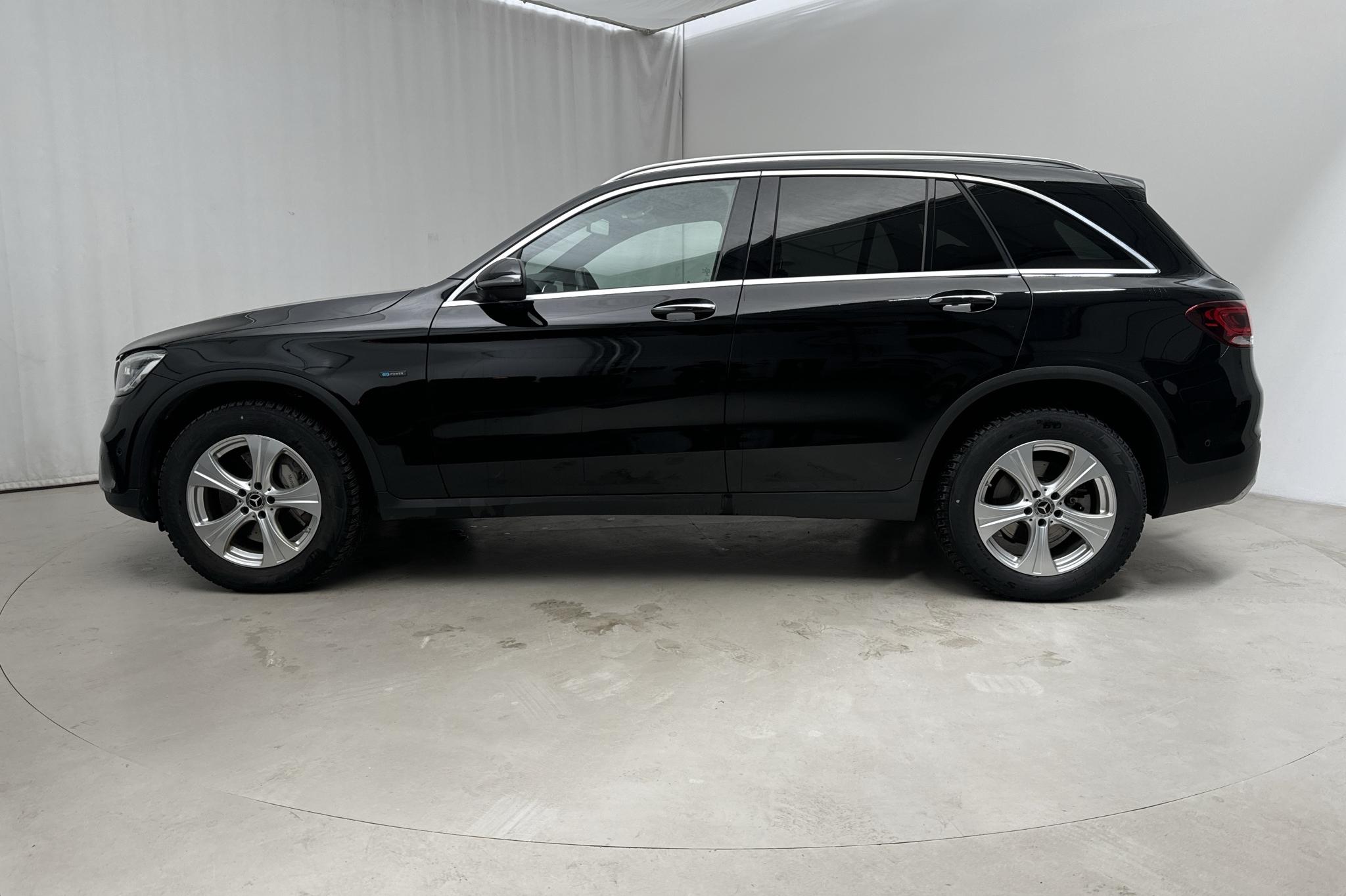 Mercedes GLC 300 de 4MATIC X253 (316hk) - 94 800 km - Automatyczna - czarny - 2021