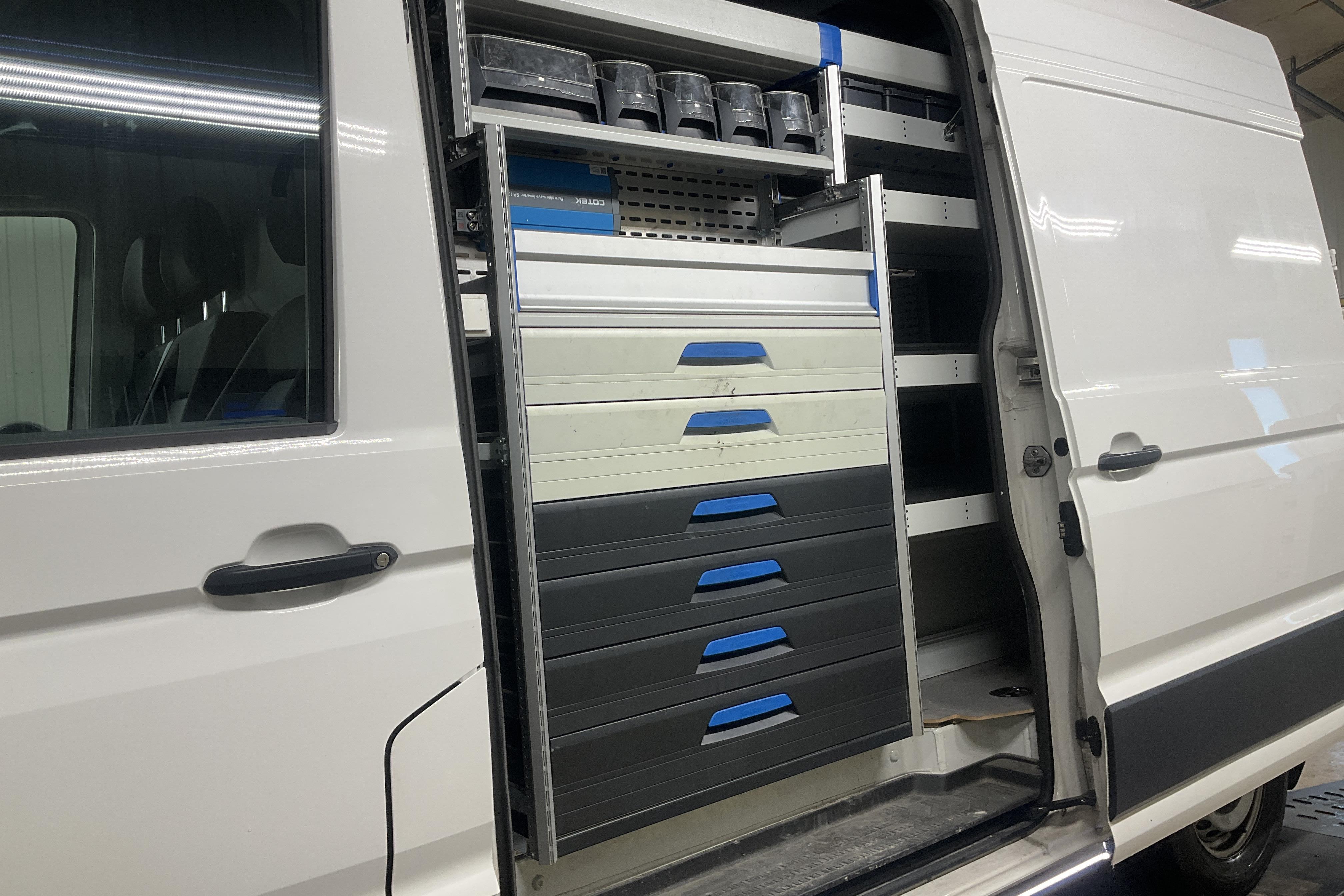 VW Crafter 35 2.0 TDI Skåp 4Motion (177hk) - 109 360 km - Automaatne - valge - 2019