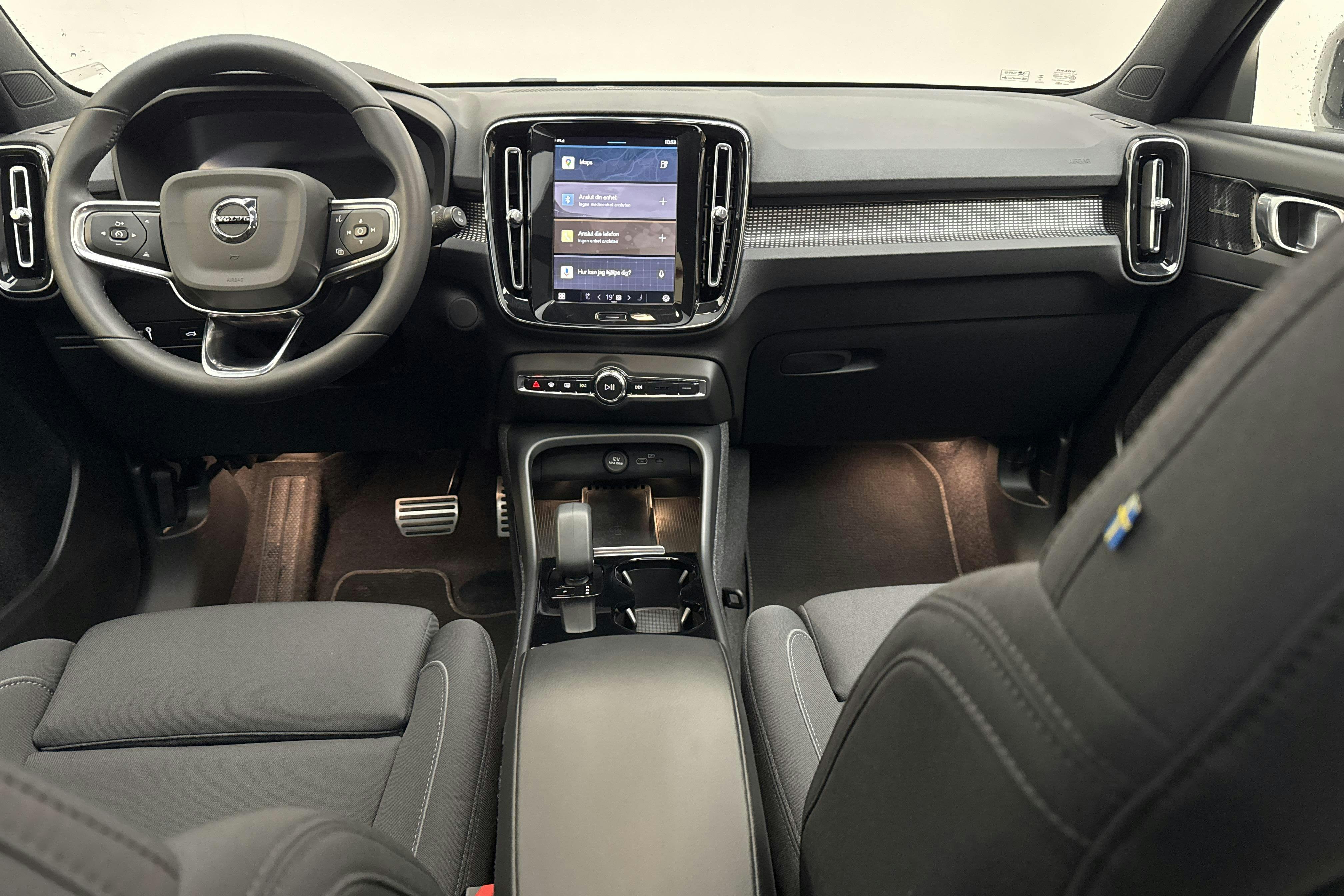 Volvo XC40 P6 Recharge (231hk) - 99 190 km - Automatic - white - 2022