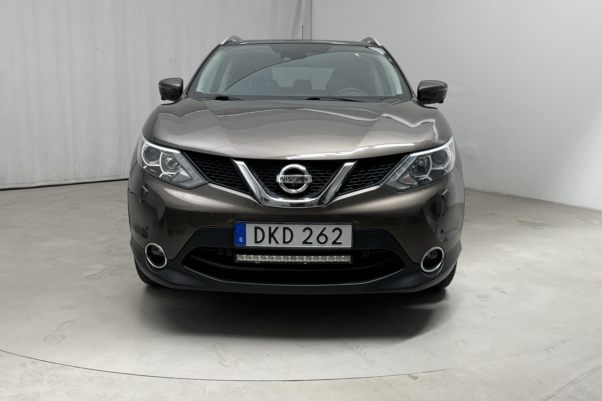 Nissan Qashqai 1.2 (115hk) - 84 700 km - Automatyczna - brązowy - 2017