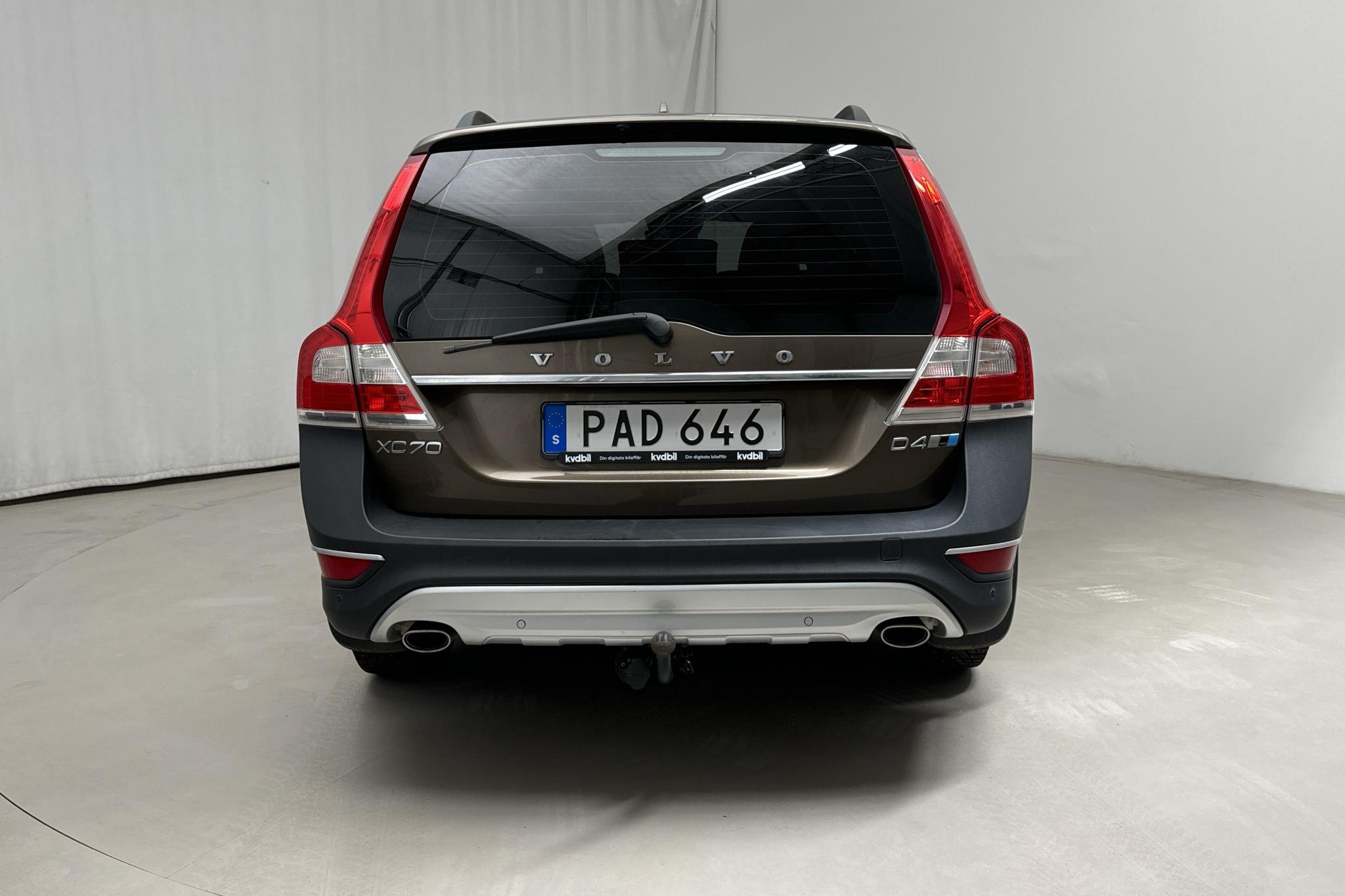 Volvo XC70 II D4 AWD (181hk) - 149 990 km - Automatyczna - brązowy - 2016