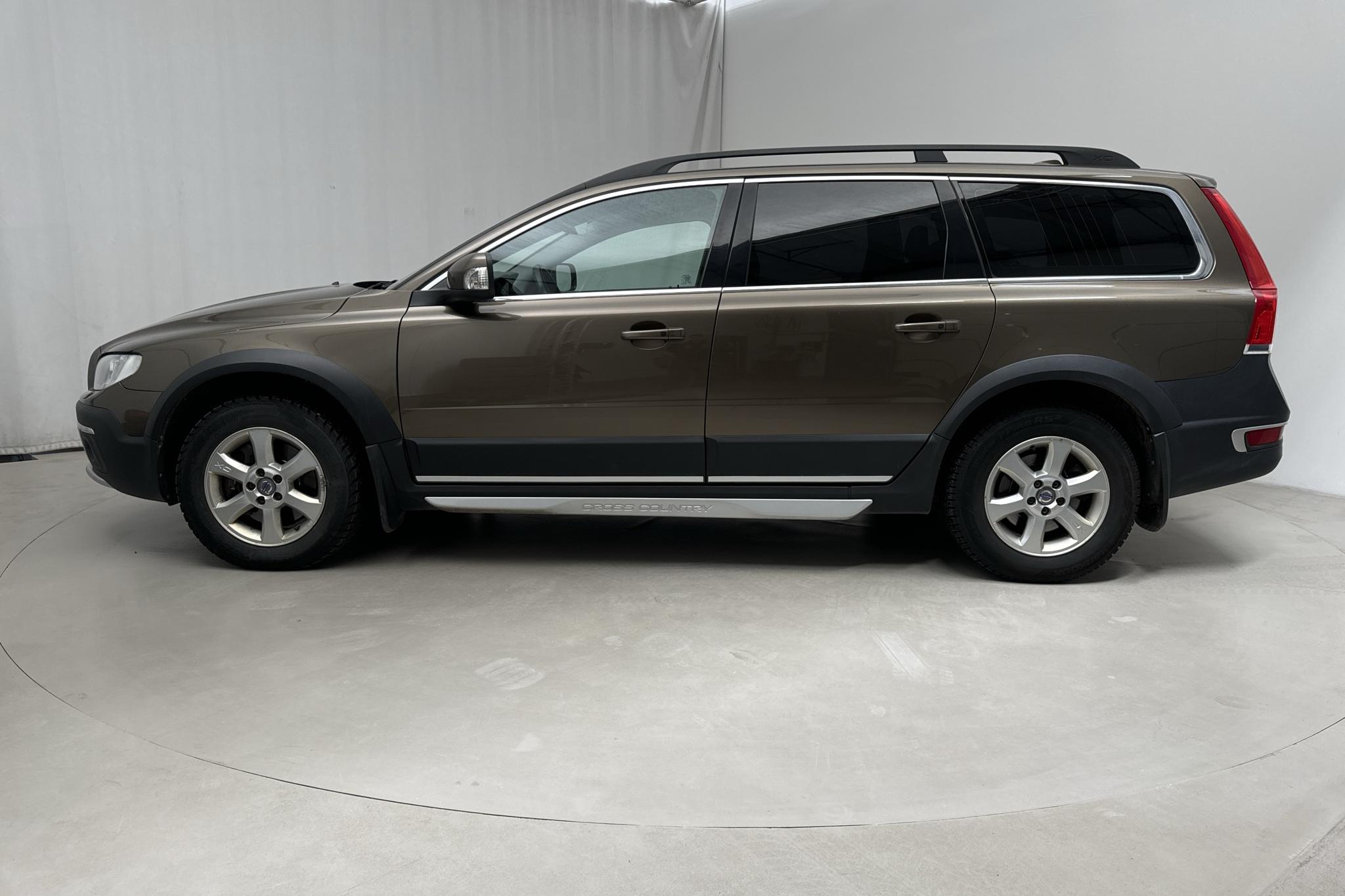 Volvo XC70 II D4 AWD (181hk) - 149 990 km - Automatyczna - brązowy - 2016