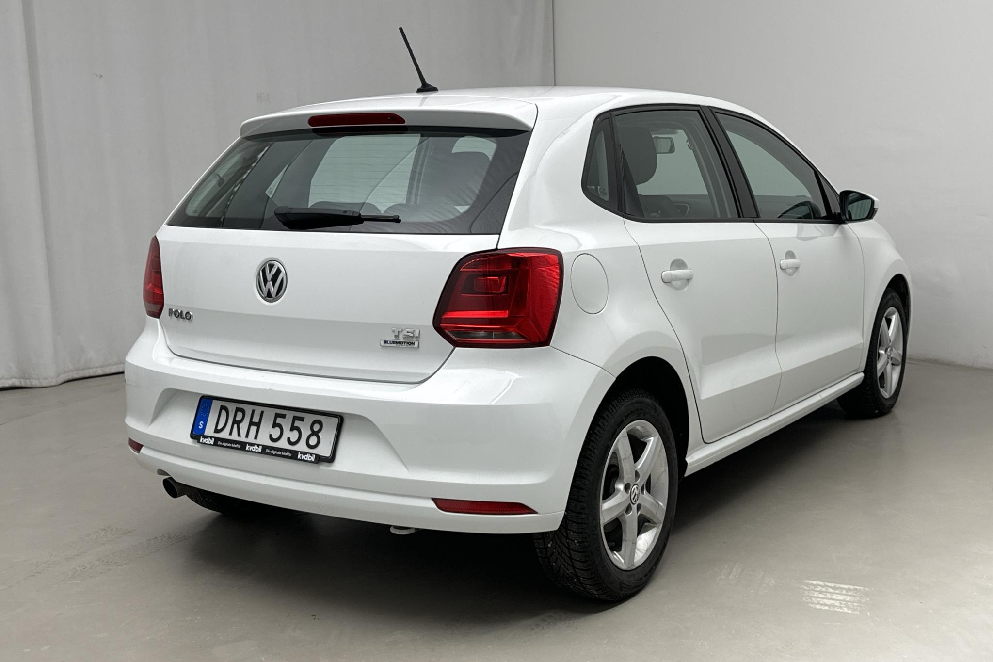 VW Polo 1.2 TSI 5dr (90hk) - 56 290 km - Automatic - white - 2017