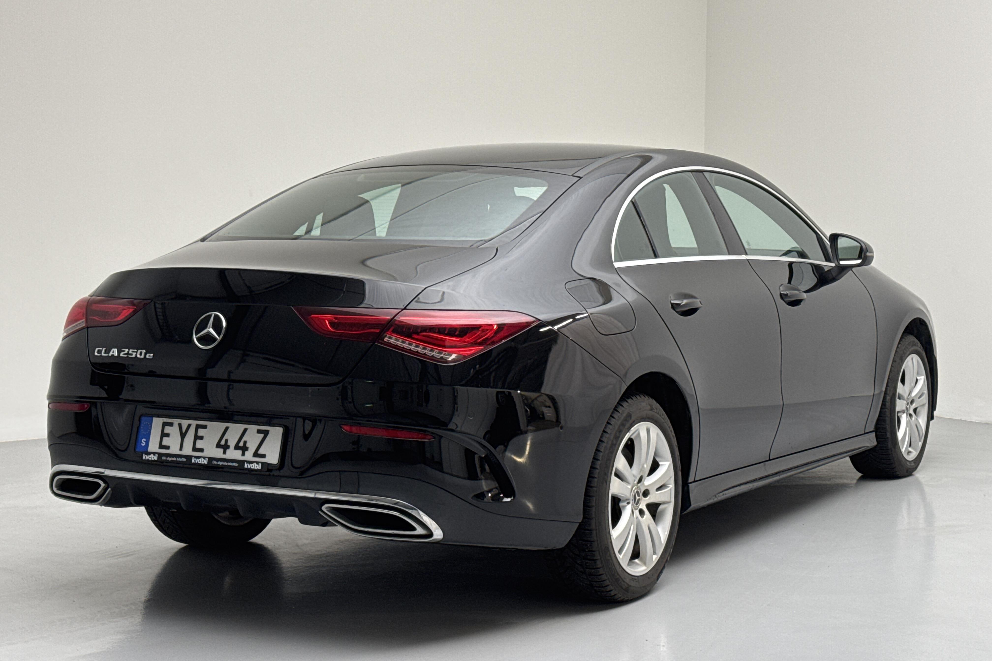 Mercedes CLA 250 e Coupé C118 (218hk) - 100 850 km - Automaatne - must - 2022