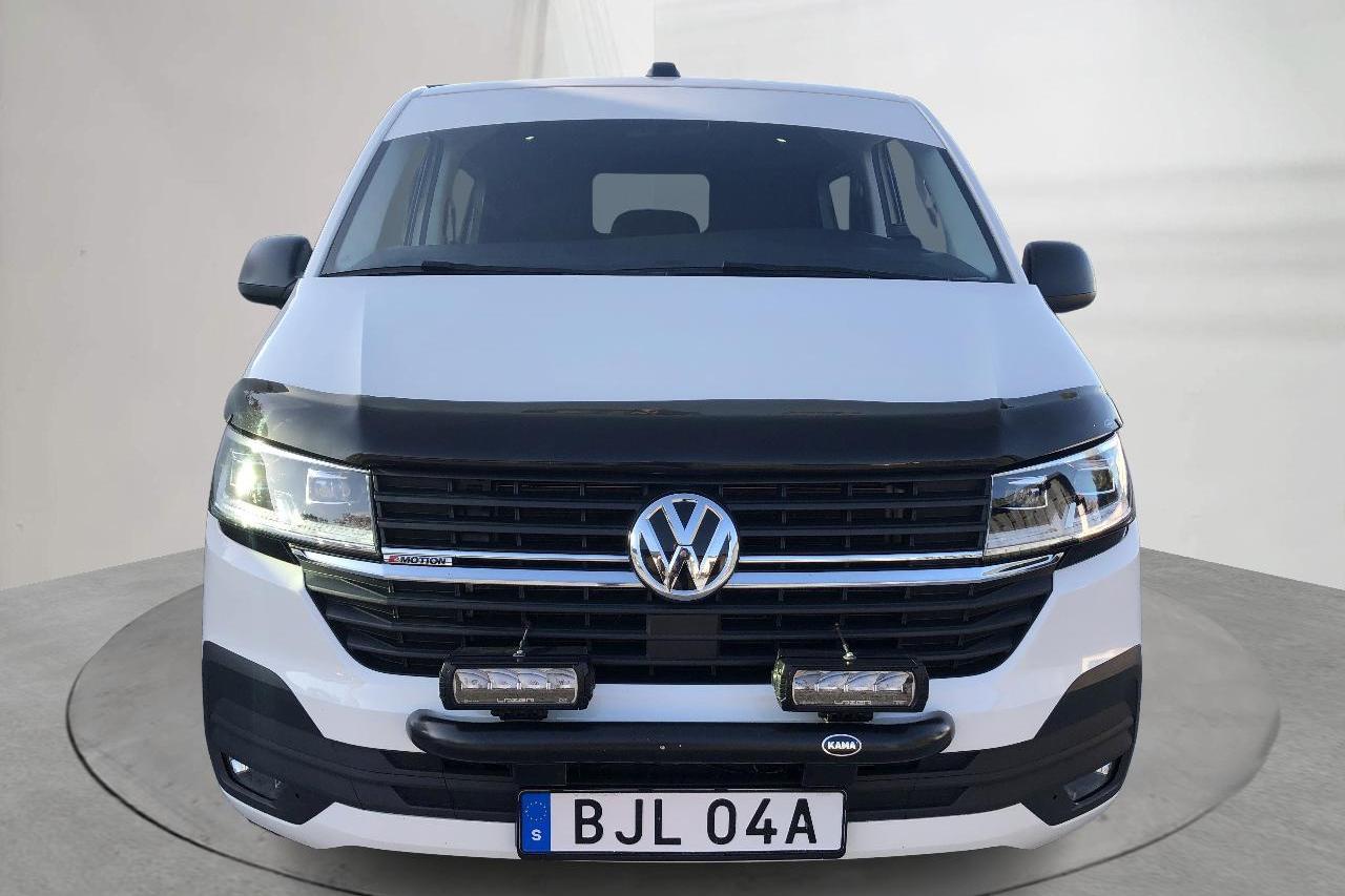 VW Transporter T6.1 Kombi TDI 4MOTION (199hk) - 7 536 mil - Automat - vit - 2021