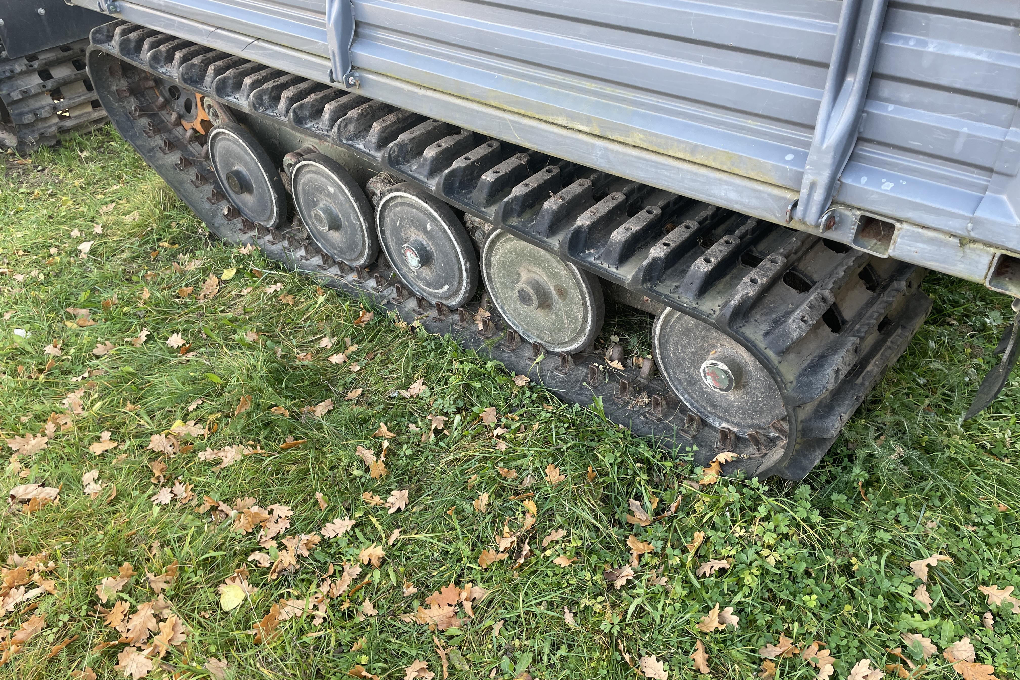 HÄGGLUNDS BV206 Bandvagn + halv terrängvagn - 0 km - Automaattinen - 1980