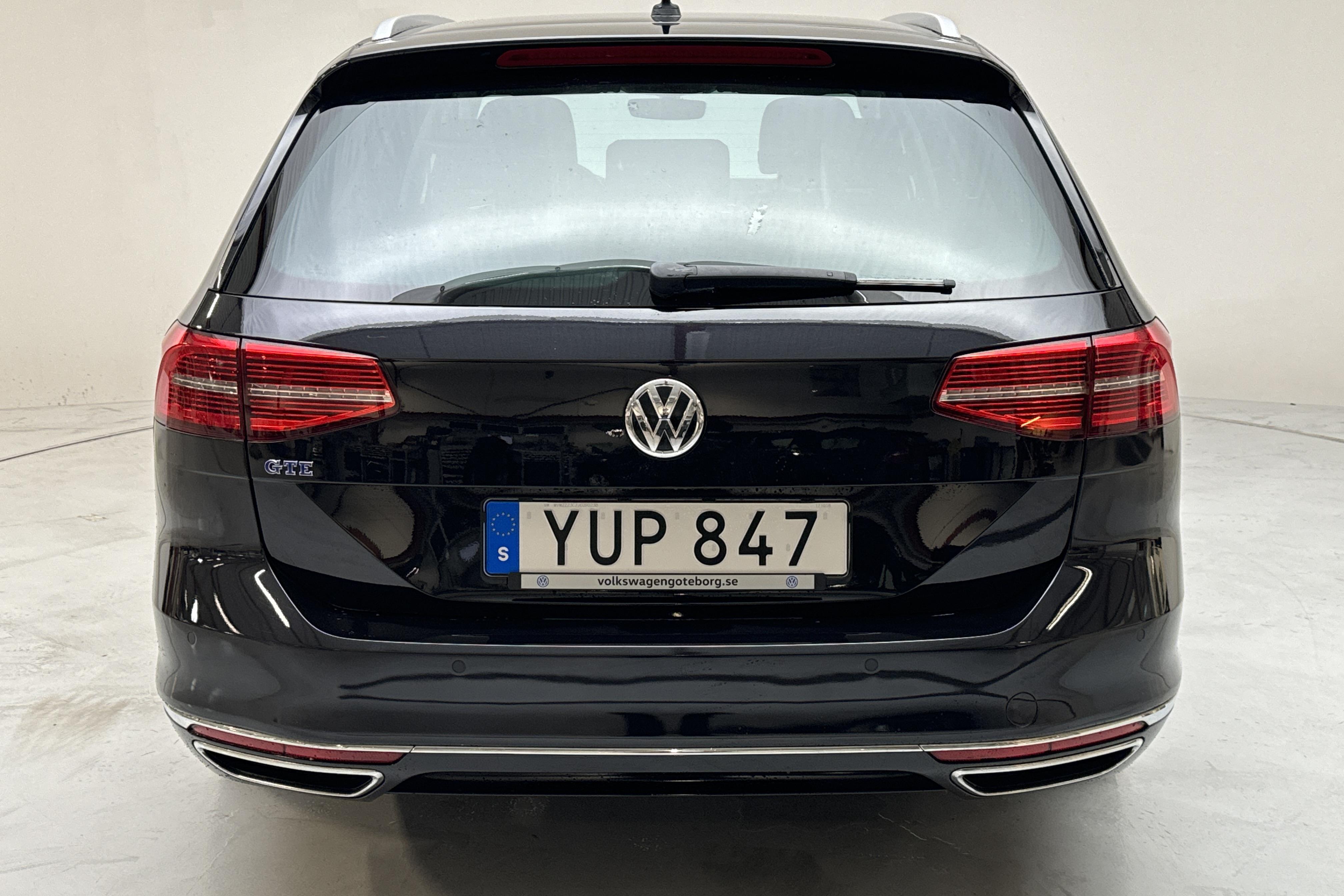 VW Passat 1.4 Plug-in-Hybrid Sportscombi (218hk) - 186 920 km - Automatyczna - czarny - 2018