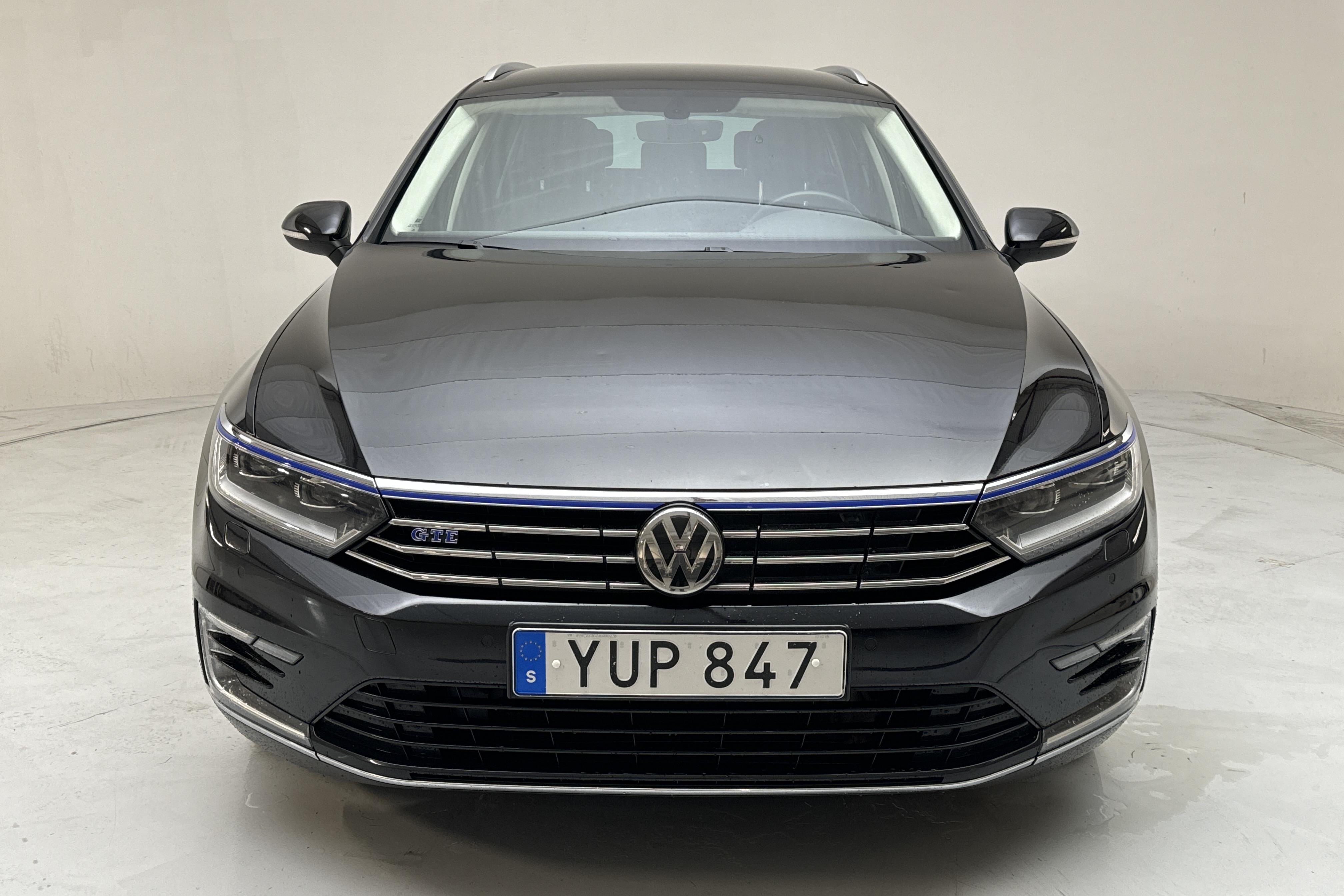 VW Passat 1.4 Plug-in-Hybrid Sportscombi (218hk) - 186 920 km - Automatyczna - czarny - 2018