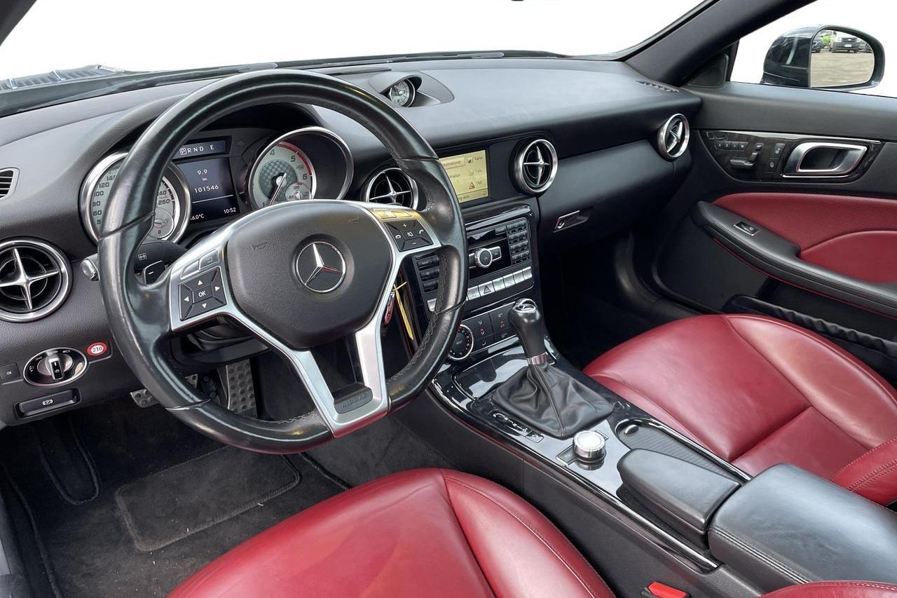 Mercedes SLK 250 CDI R172 (204hk) - 101 550 km - Automaatne - must - 2015