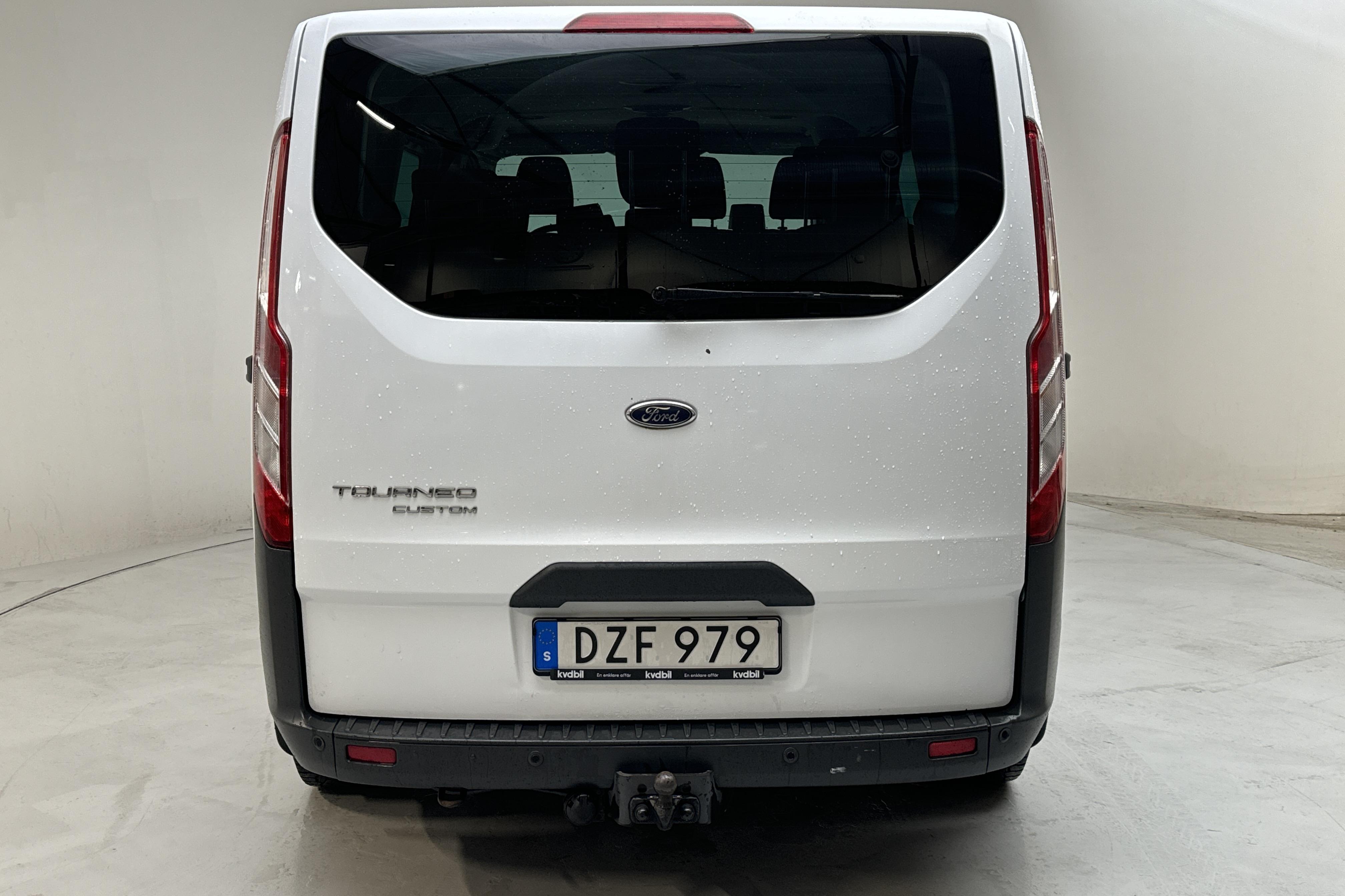 Ford Tourneo Custom 300 (155hk) - 108 330 km - Manual - white - 2015