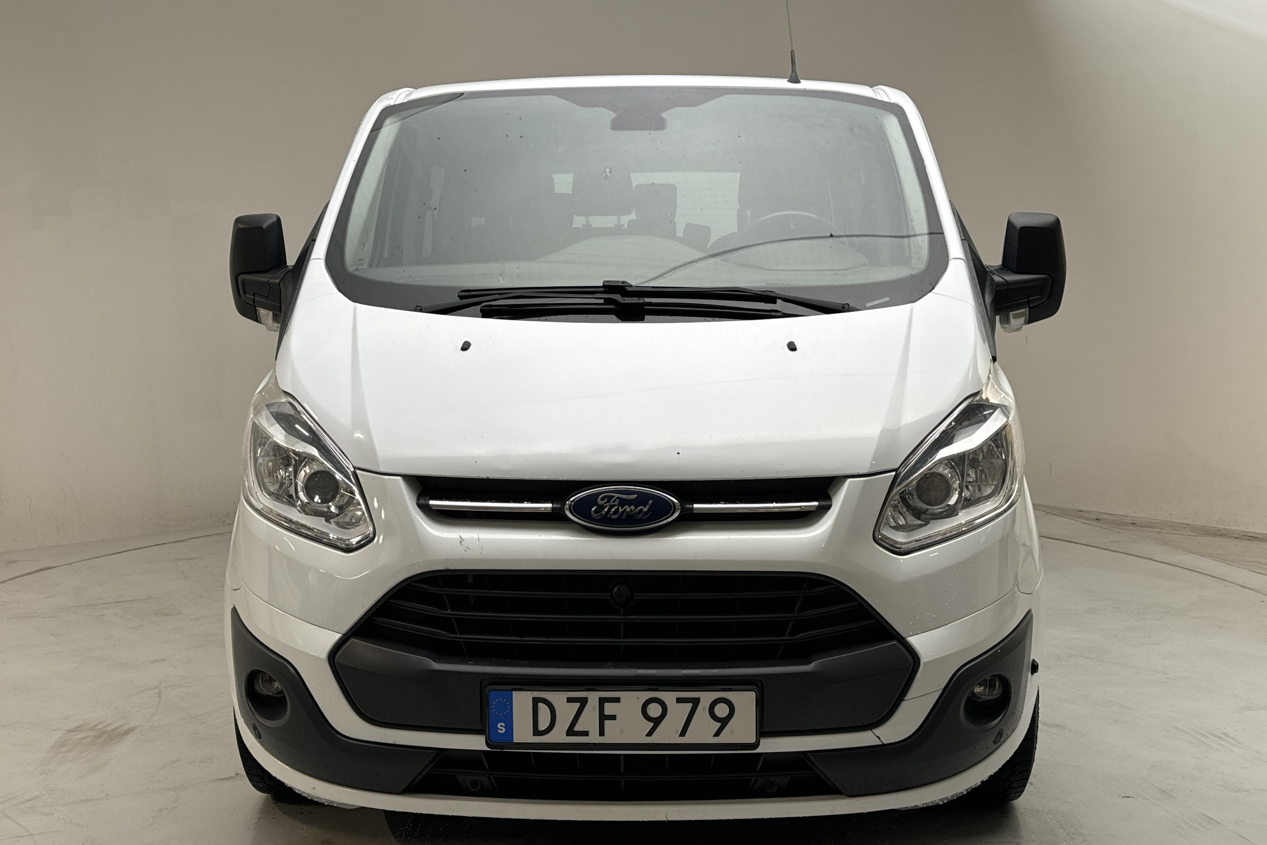 Ford Tourneo Custom 300 (155hk) - 108 330 km - Manual - white - 2015