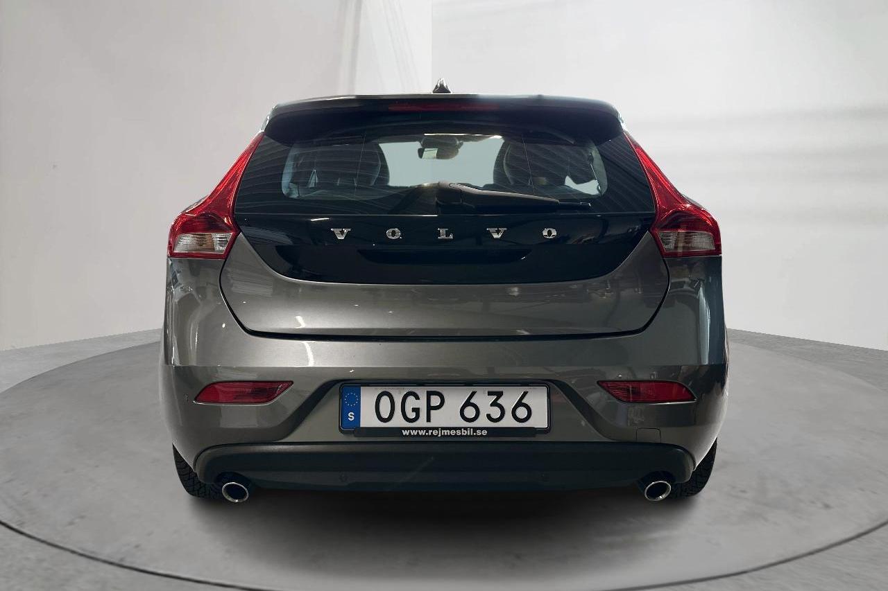 Volvo V40 D3 (150hk) - 67 280 km - Automatyczna - szary - 2017