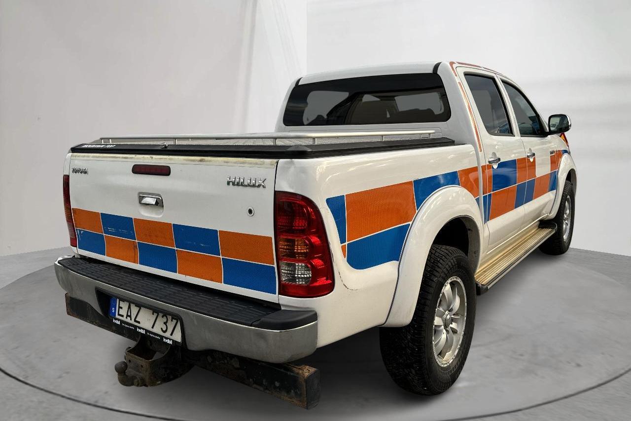 Toyota Hilux 3.0 D-4D 4WD (171hk) - 361 910 km - Automaattinen - valkoinen - 2011