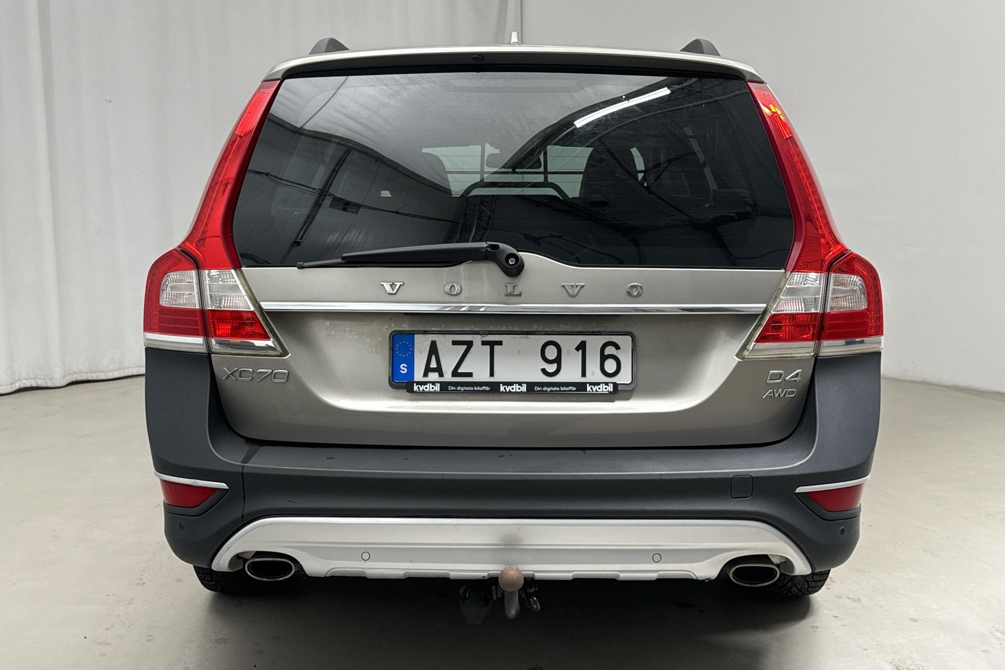 Volvo XC70 II D4 AWD (181hk) - 250 410 km - Manual - Light Brown - 2014