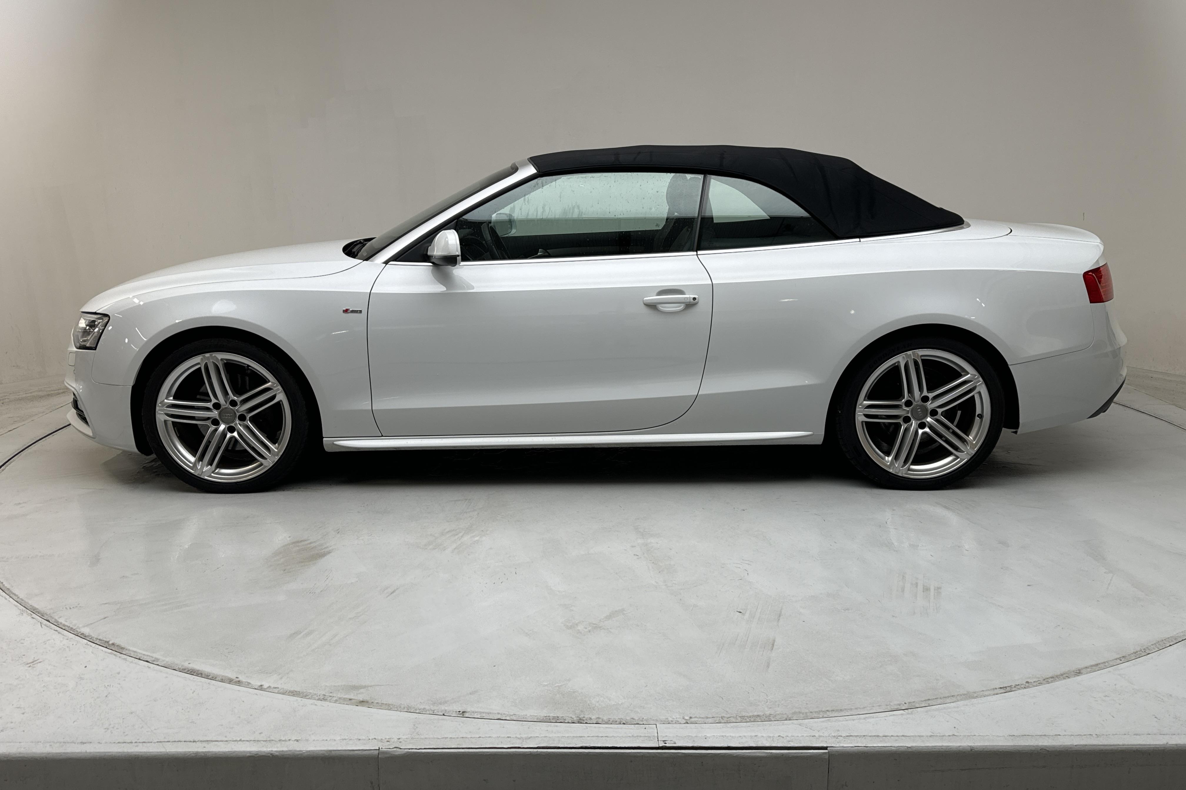 Audi A5 2.0 TFSI Cabriolet quattro (225hk) - 73 040 km - Automatyczna - biały - 2014