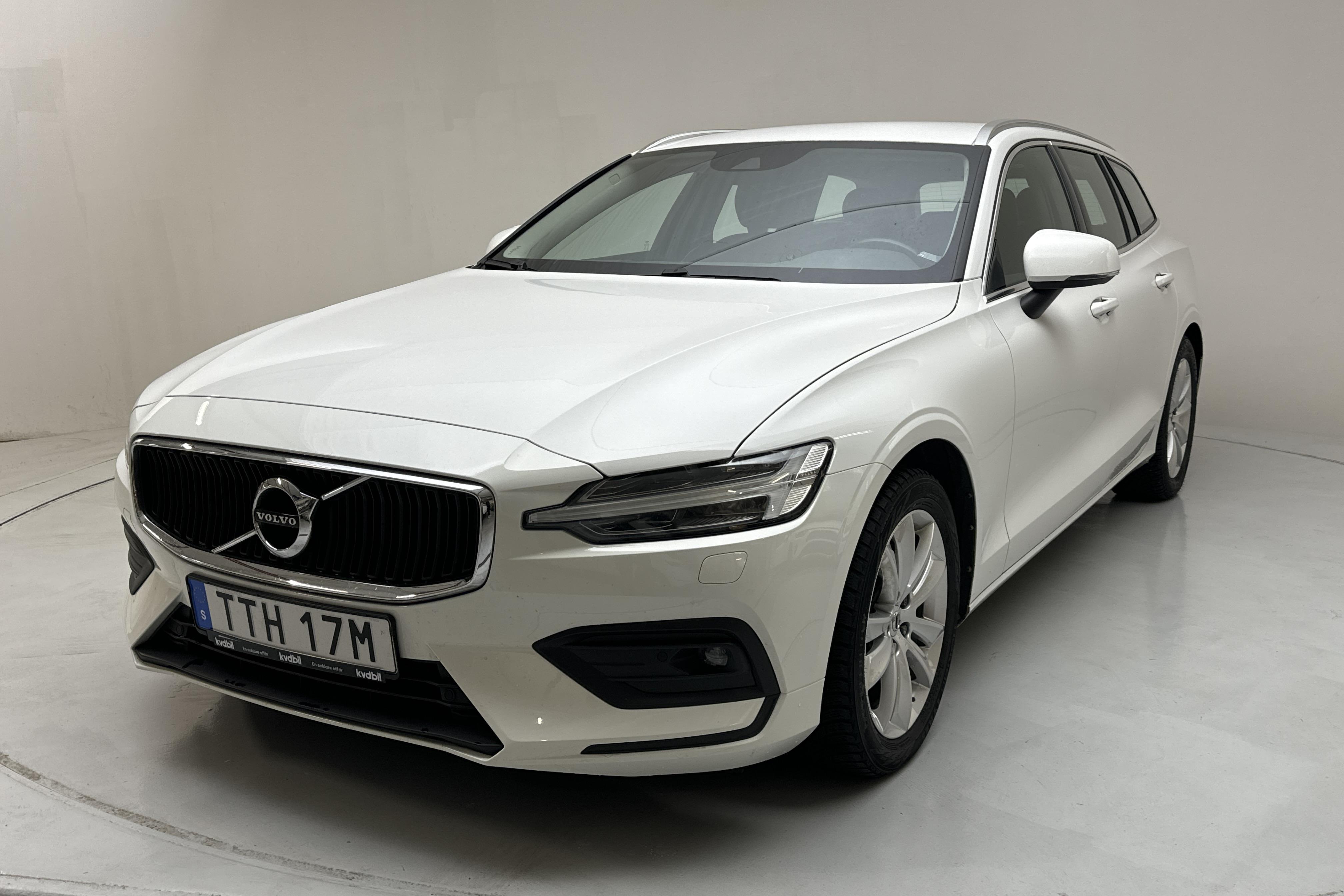 Volvo V60 D3 (150hk) - 168 820 km - Automatic - white - 2020