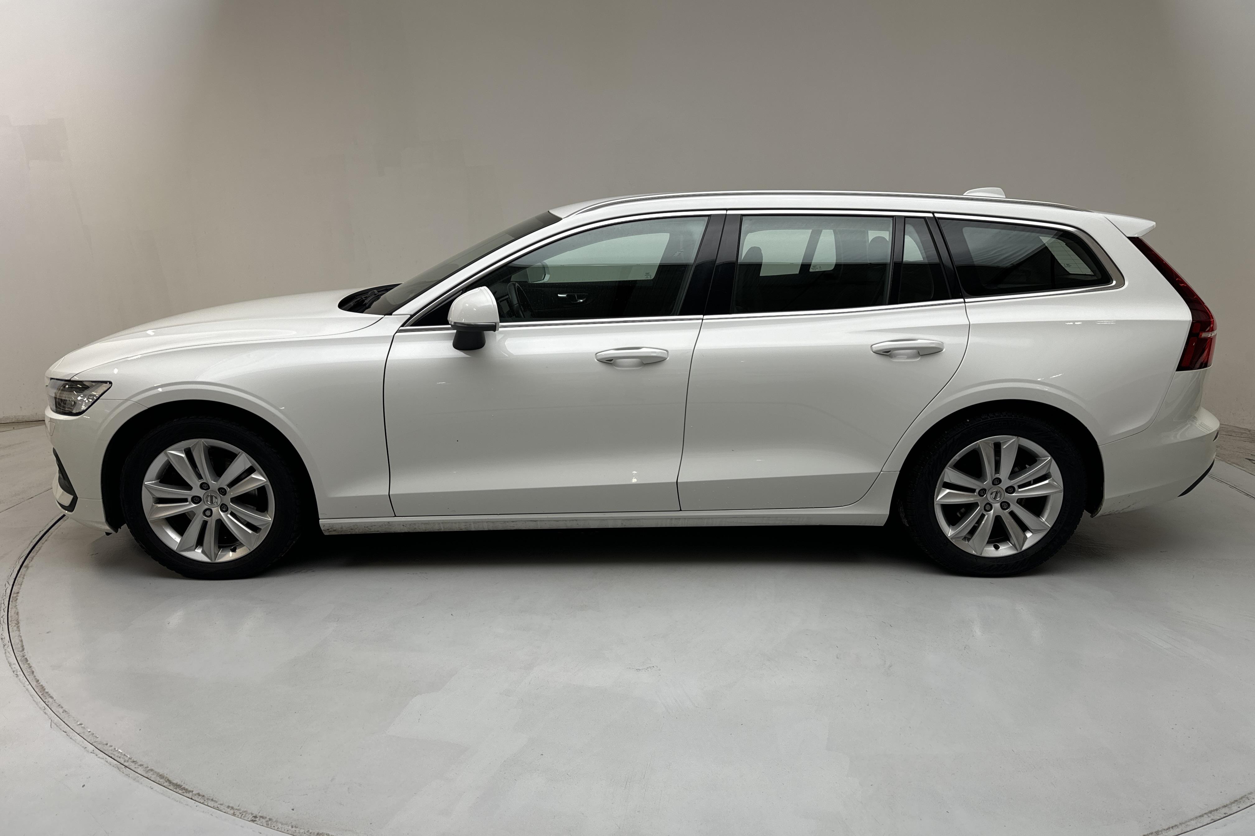 Volvo V60 D3 (150hk) - 168 820 km - Automatic - white - 2020