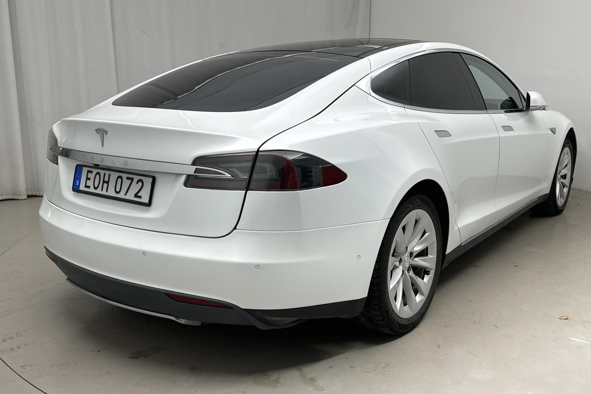 Tesla Model S P85D - 165 360 km - Automatic - white - 2015