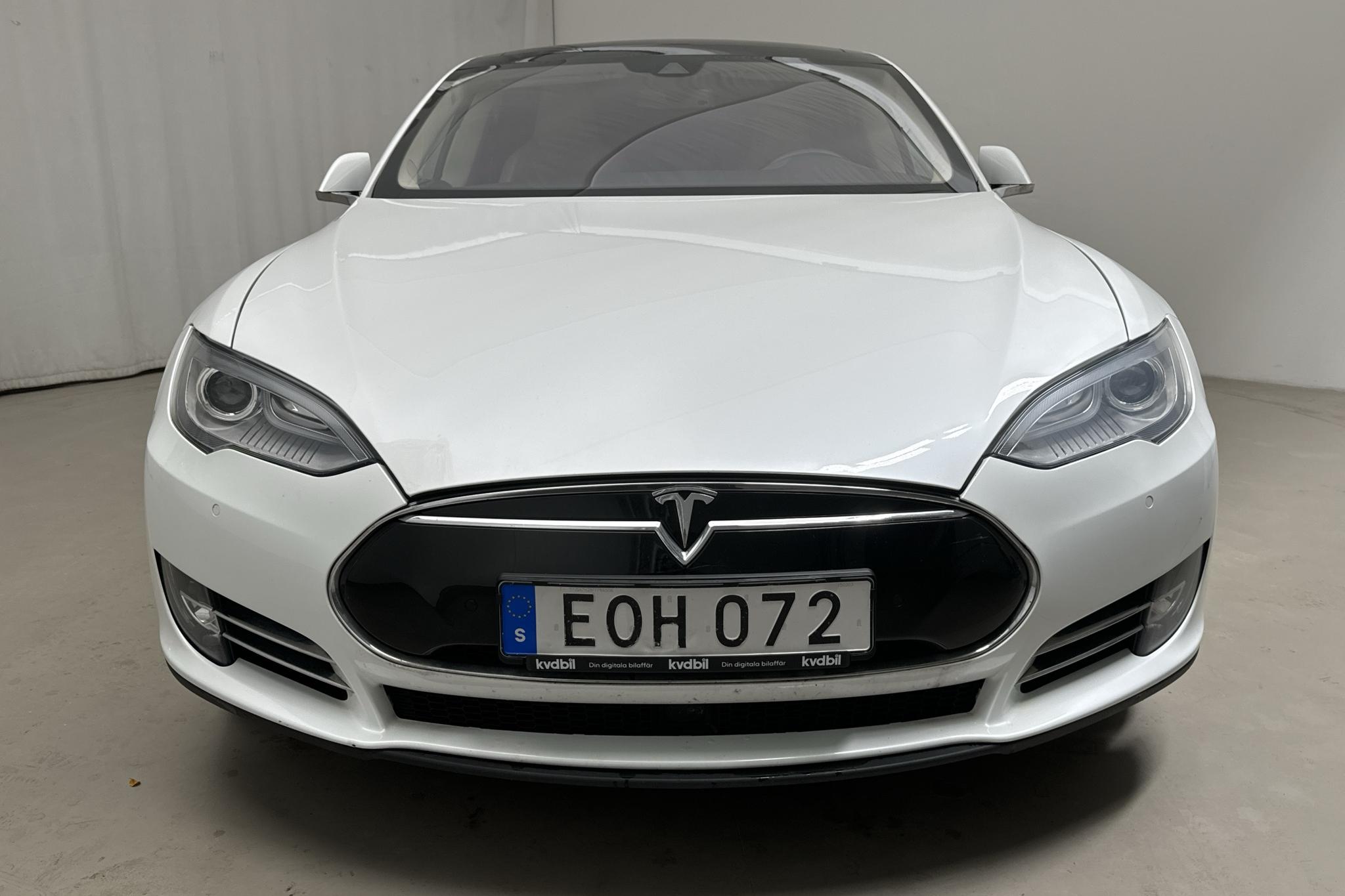 Tesla Model S P85D - 165 360 km - Automatic - white - 2015