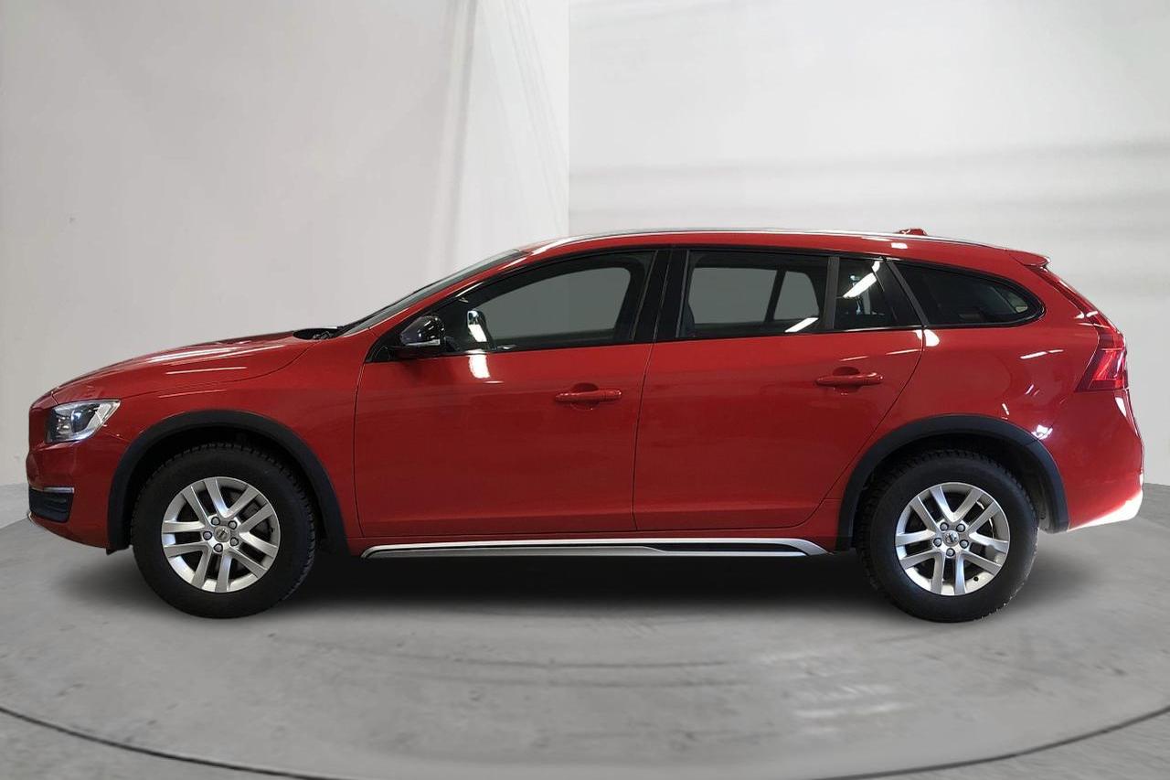 Volvo V60 D3 Cross Country (150hk) - 140 410 km - Automatic - red - 2018