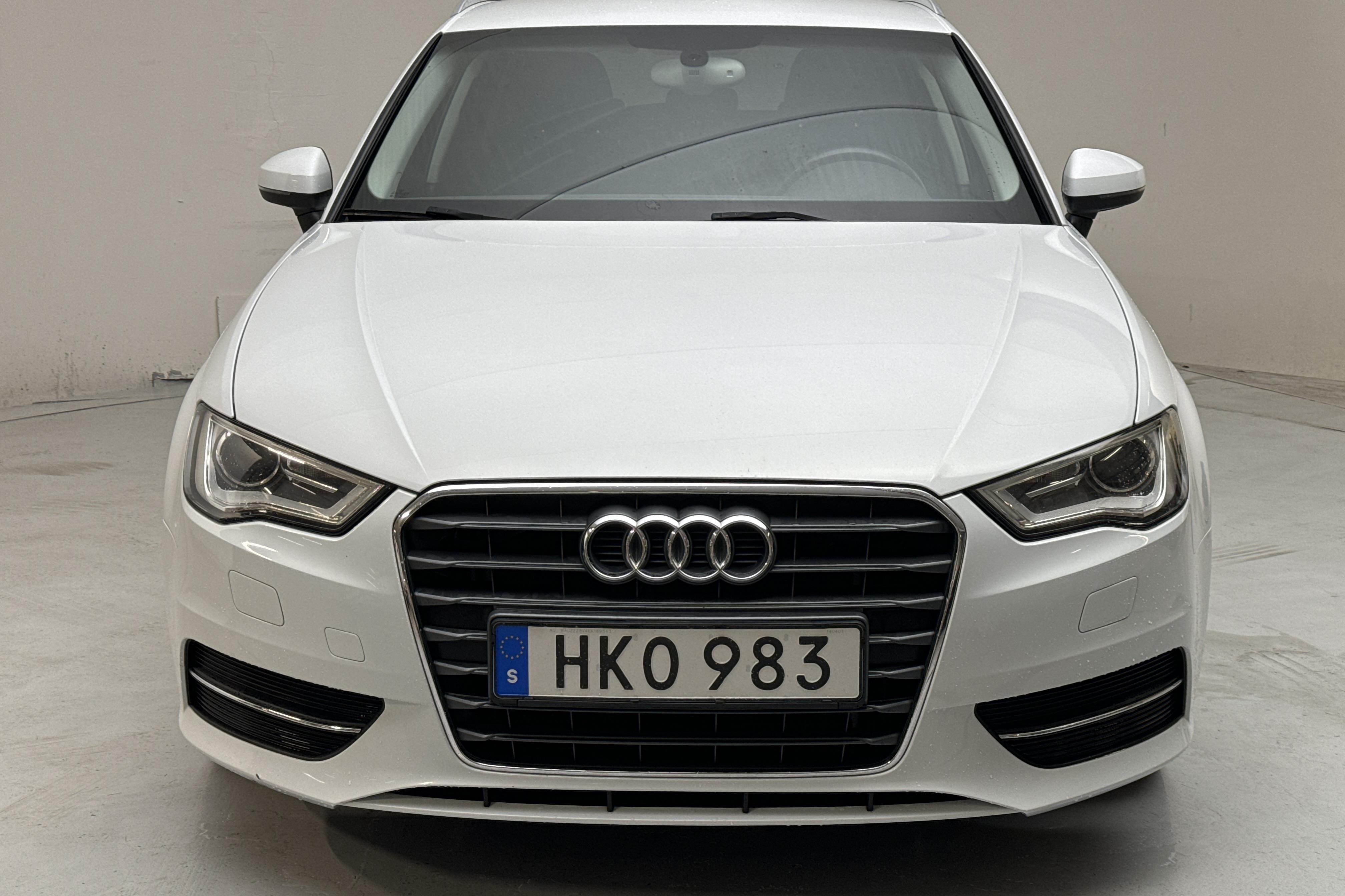 Audi A3 1.4 TFSI Sportback (122hk) - 179 690 km - Manual - white - 2014