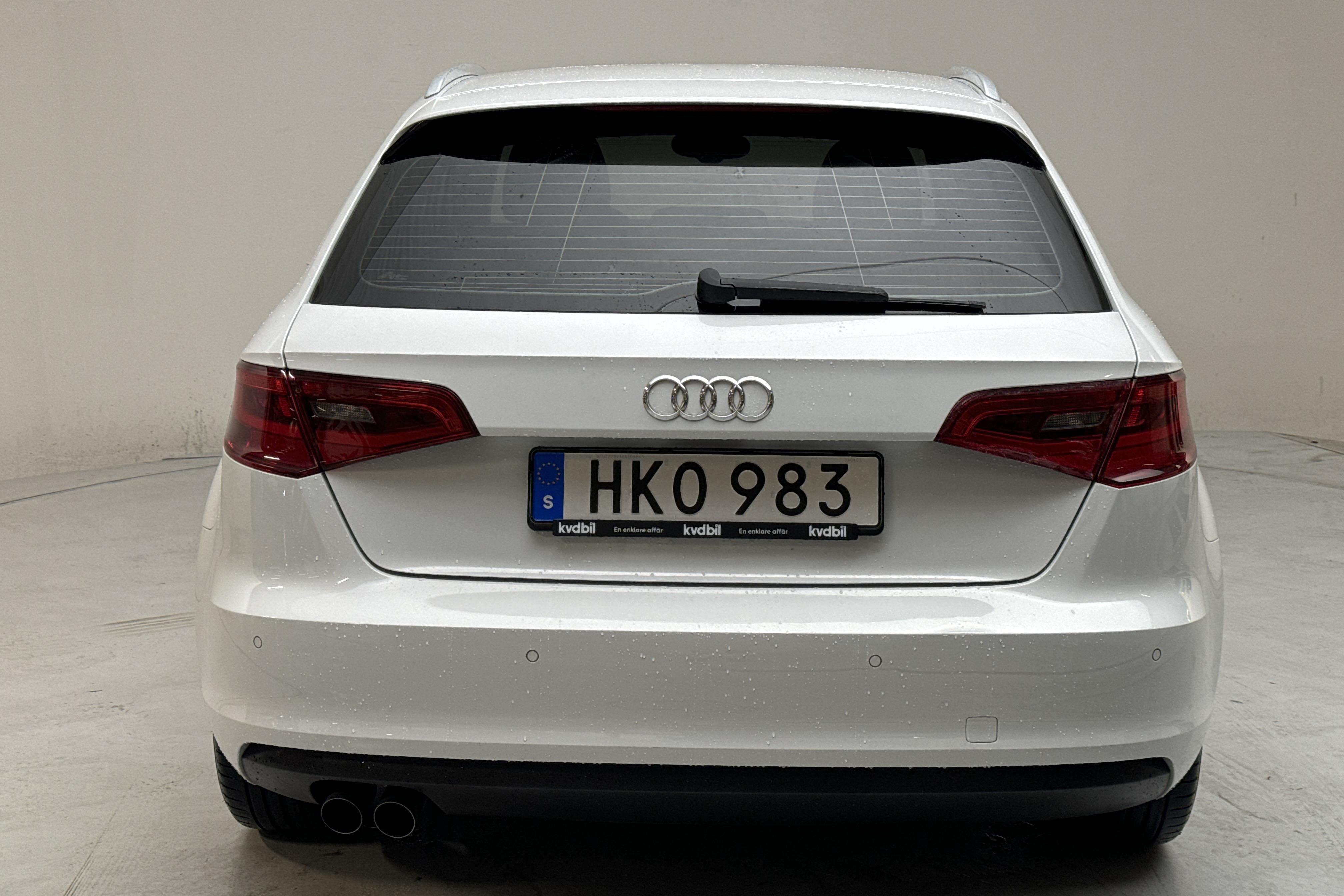 Audi A3 1.4 TFSI Sportback (122hk) - 179 690 km - Manuaalinen - valkoinen - 2014